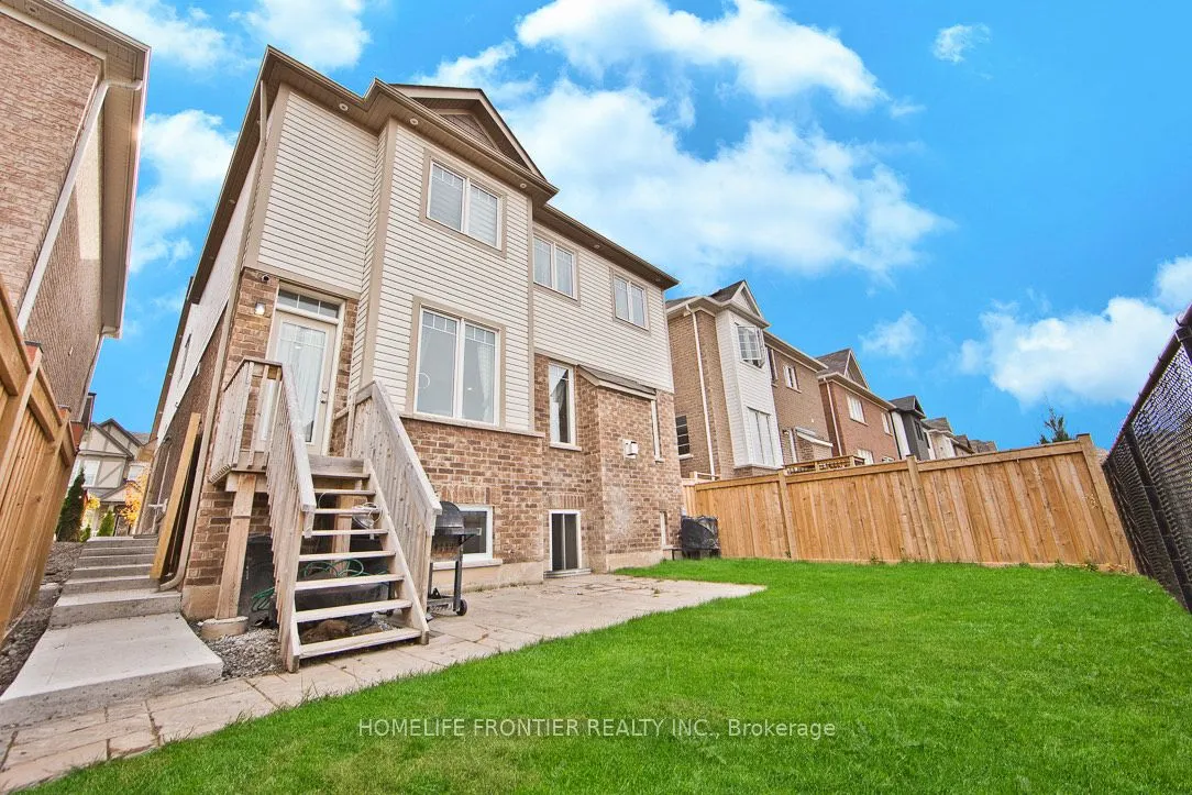 307 Hinton Terrace, #1