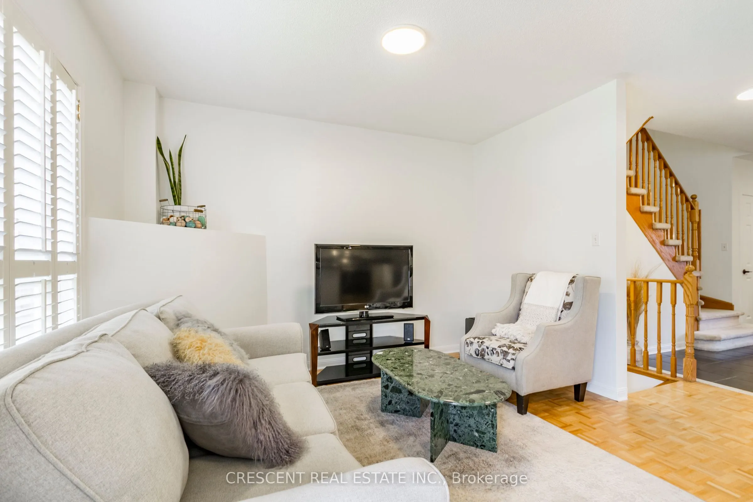 5971 Stonebriar Crescent