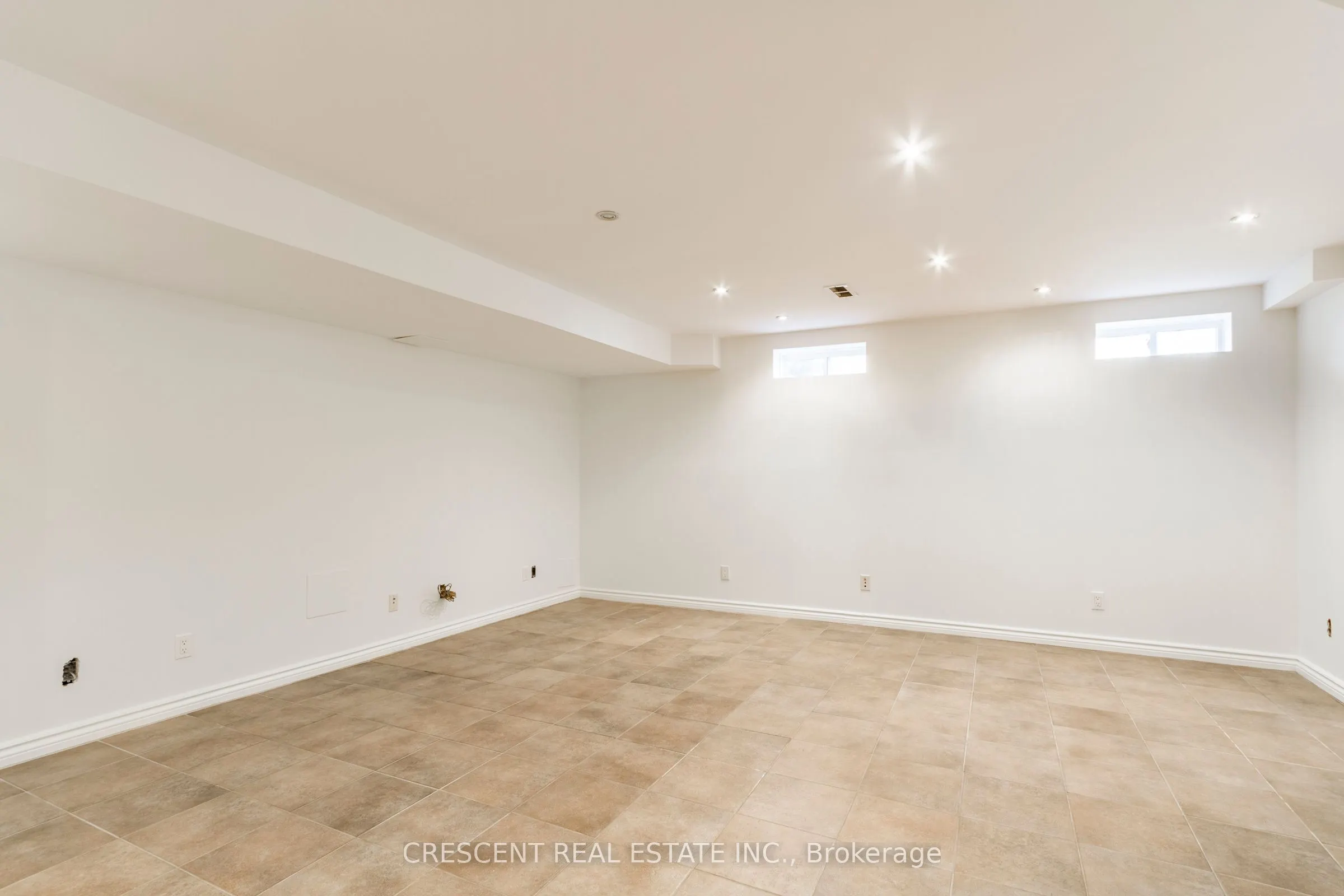 5971 Stonebriar Crescent
