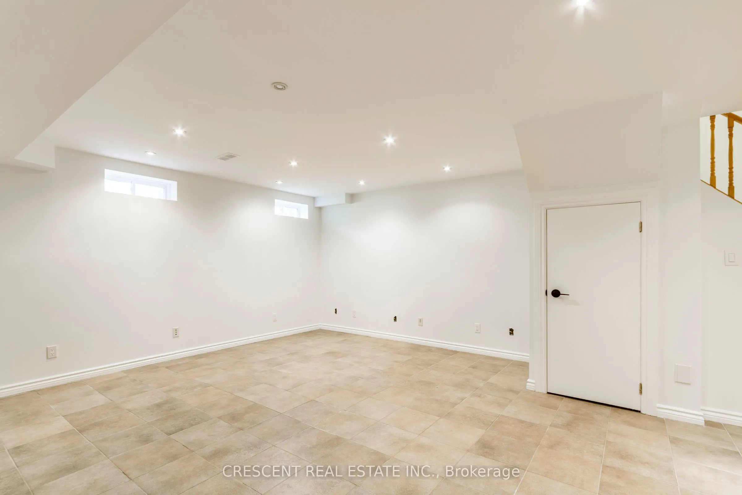 5971 Stonebriar Crescent