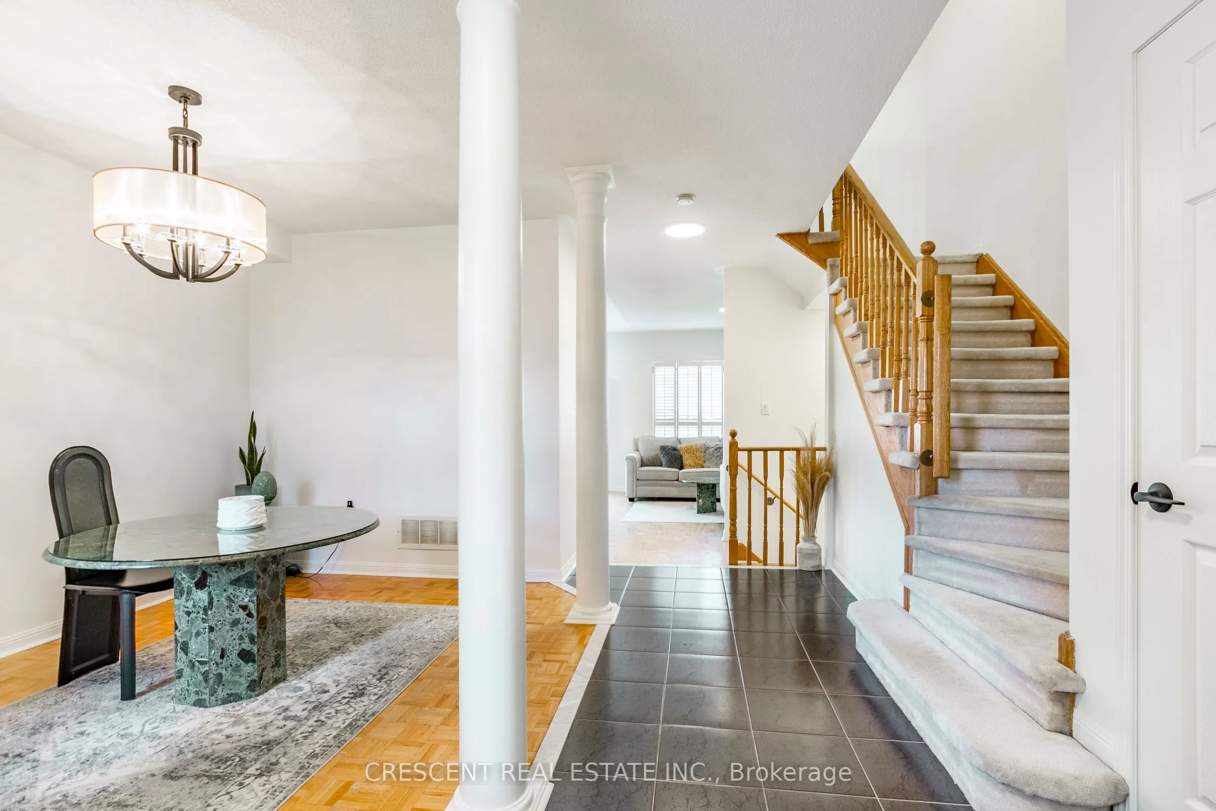 5971 Stonebriar Crescent