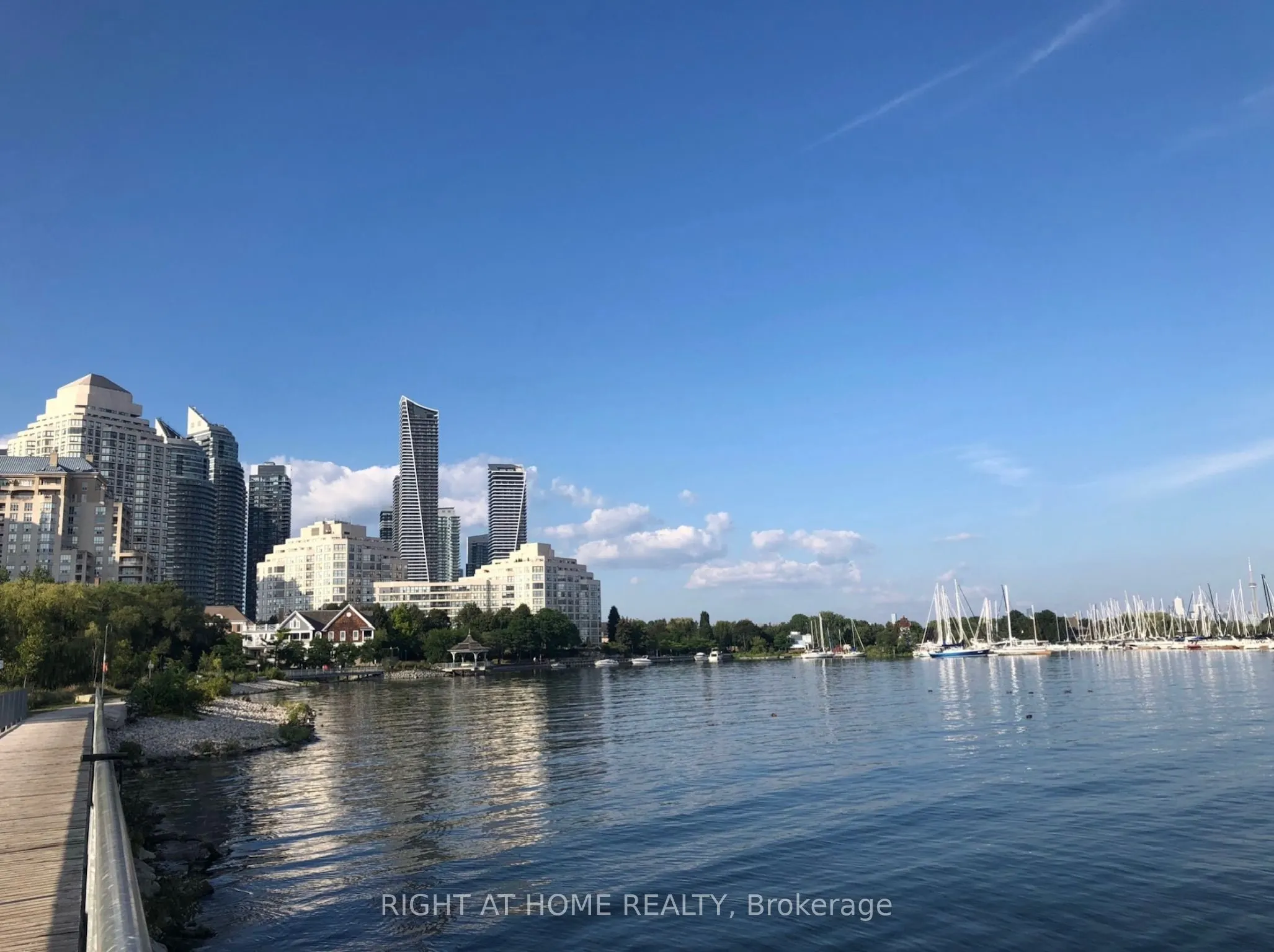 2285 Lakeshore Boulevard W, #2111