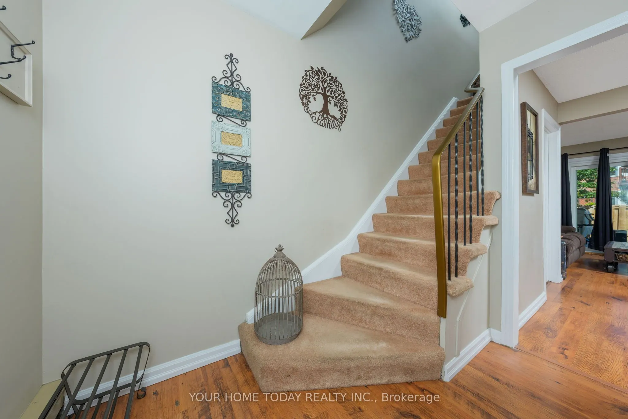46 Mountainview Road S, #29