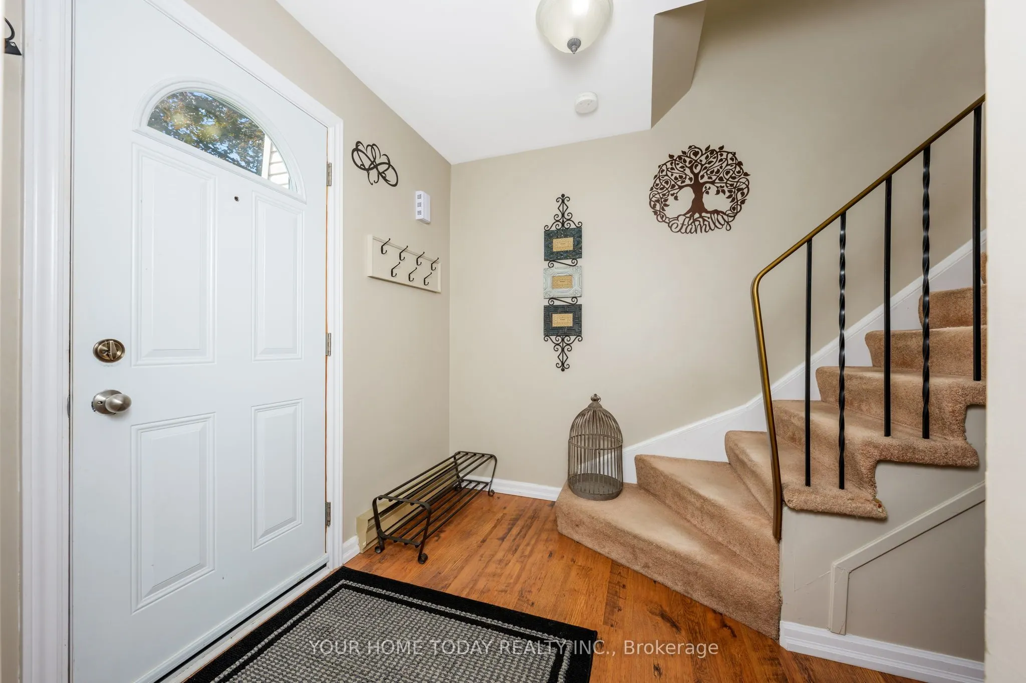 46 Mountainview Road S, #29