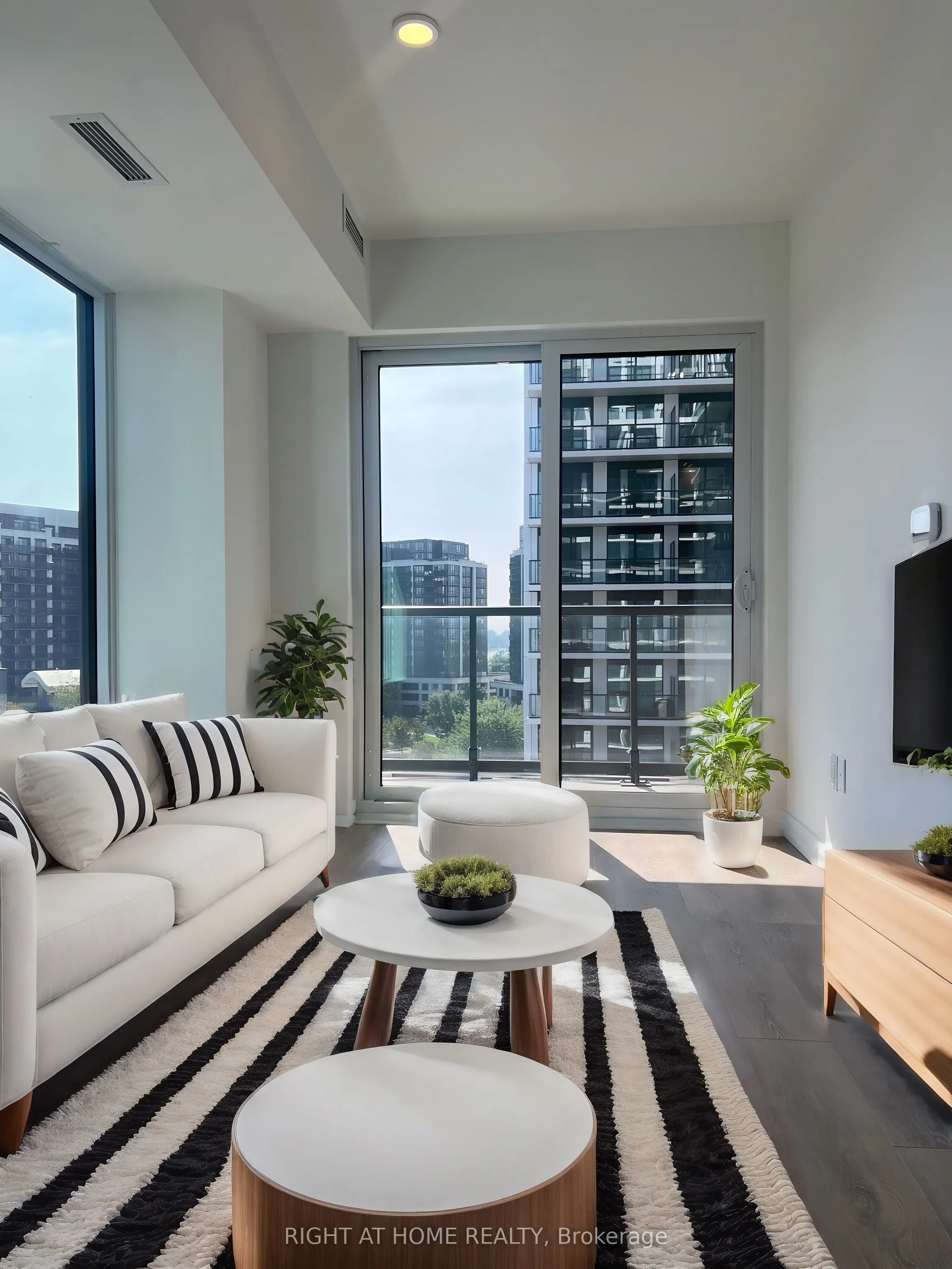 1100 Sheppard Avenue W, #931