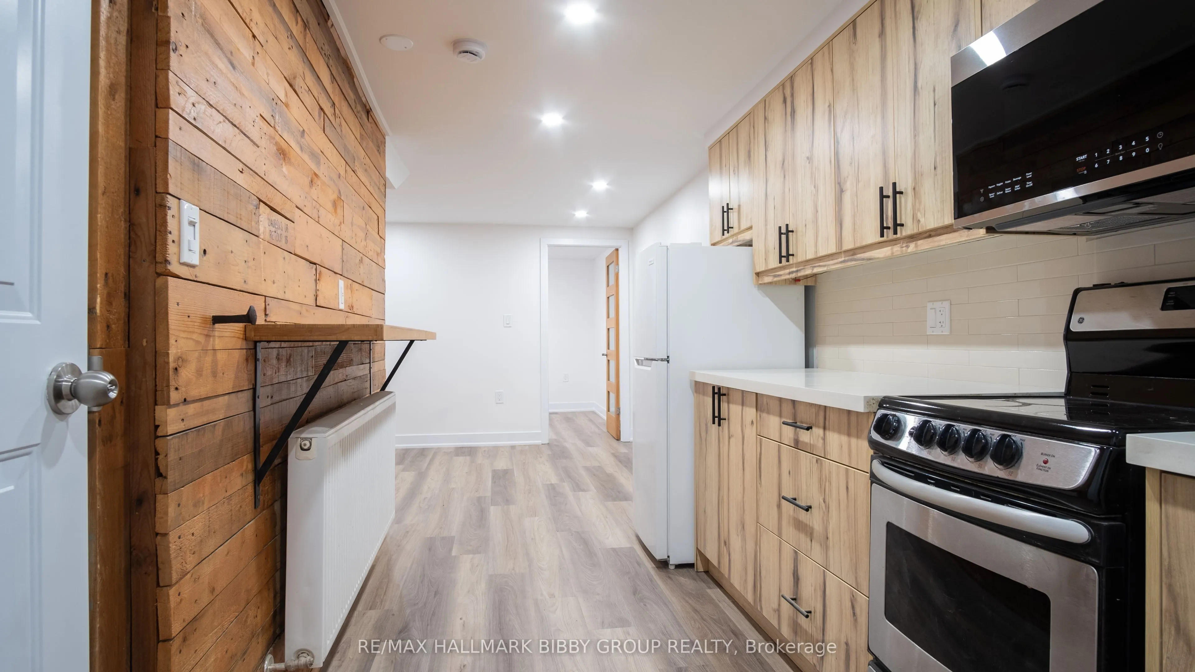 2382 St Clair Avenue W, #BSMT