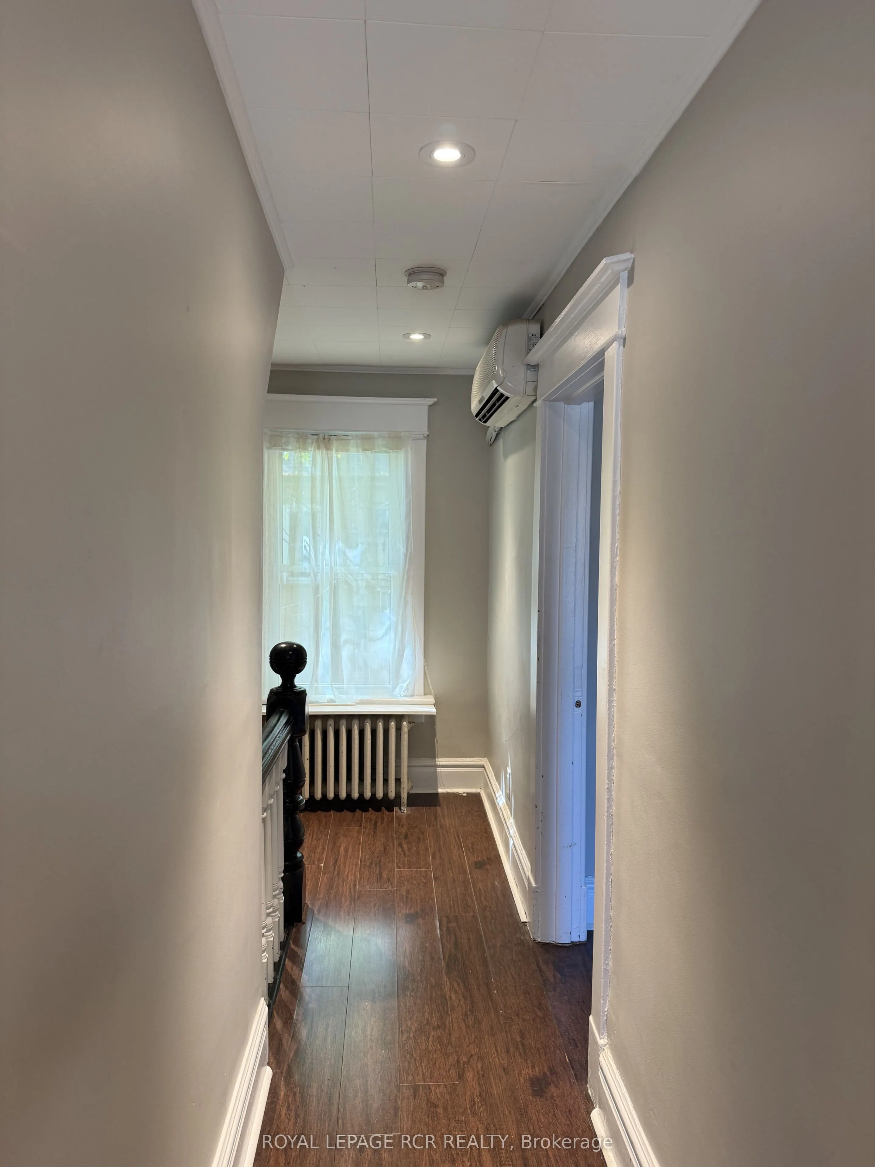 69 King Street W, #Upper Level