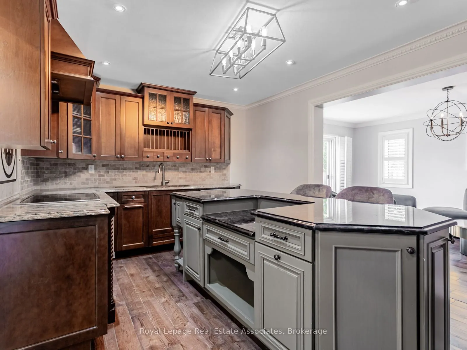 35 Glenmanor Drive
