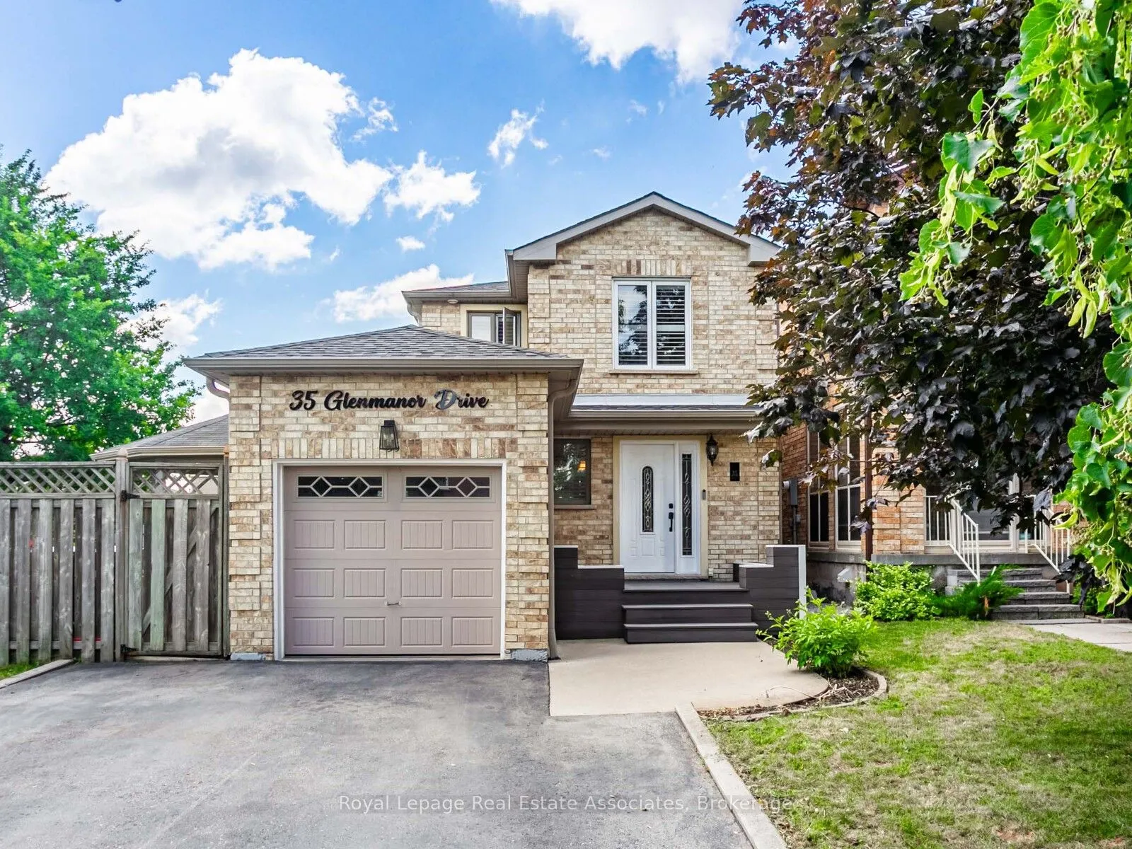 35 Glenmanor Drive