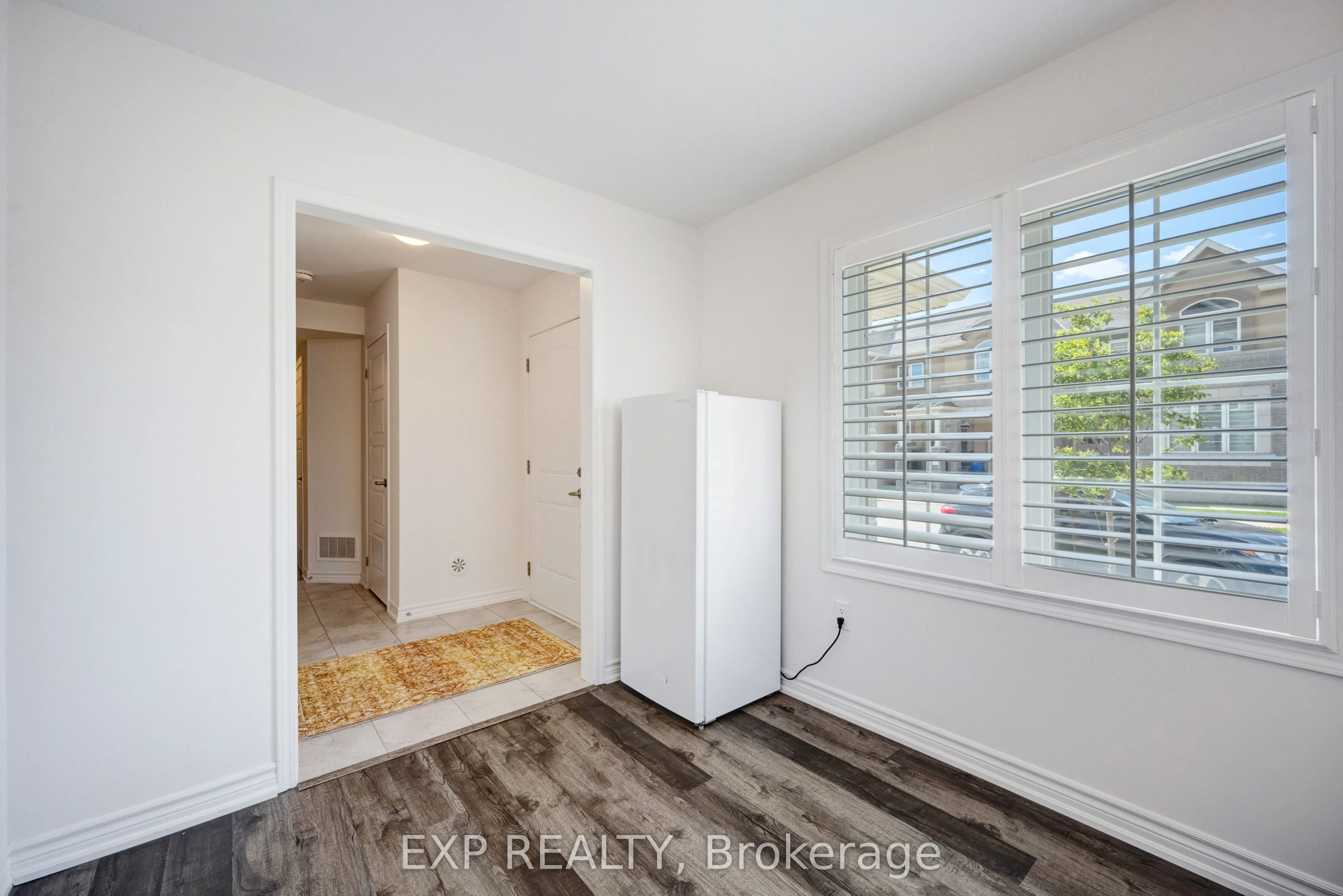 978 Alder Gate