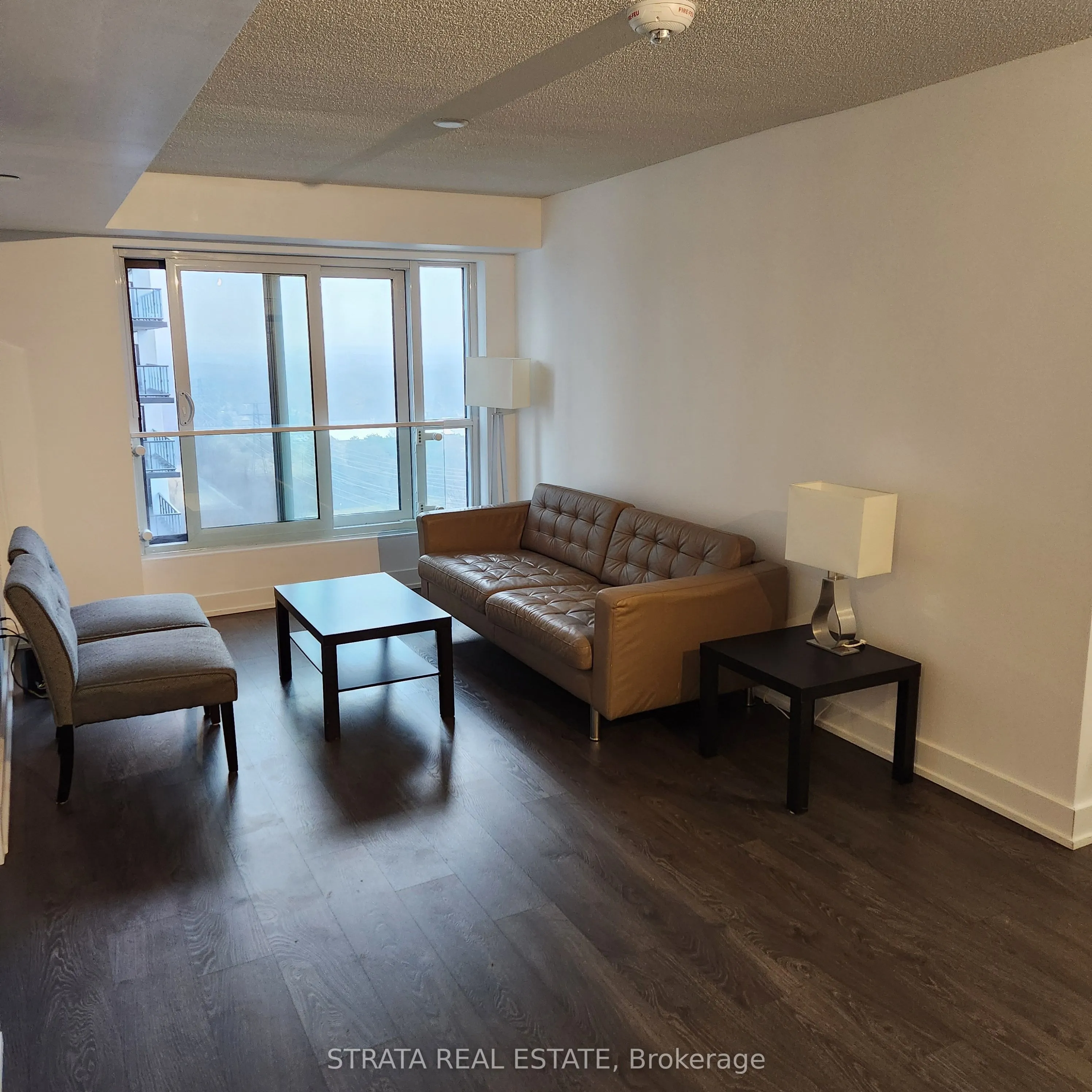7 Mabelle Avenue, #1606