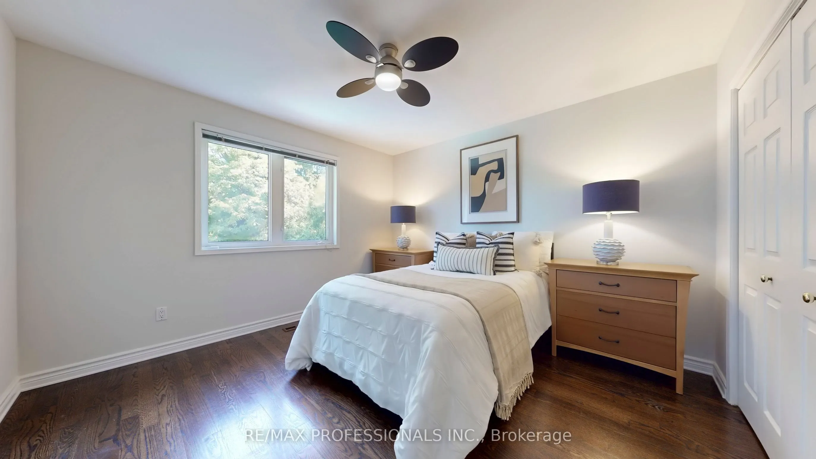 5 Grasspoint Crescent