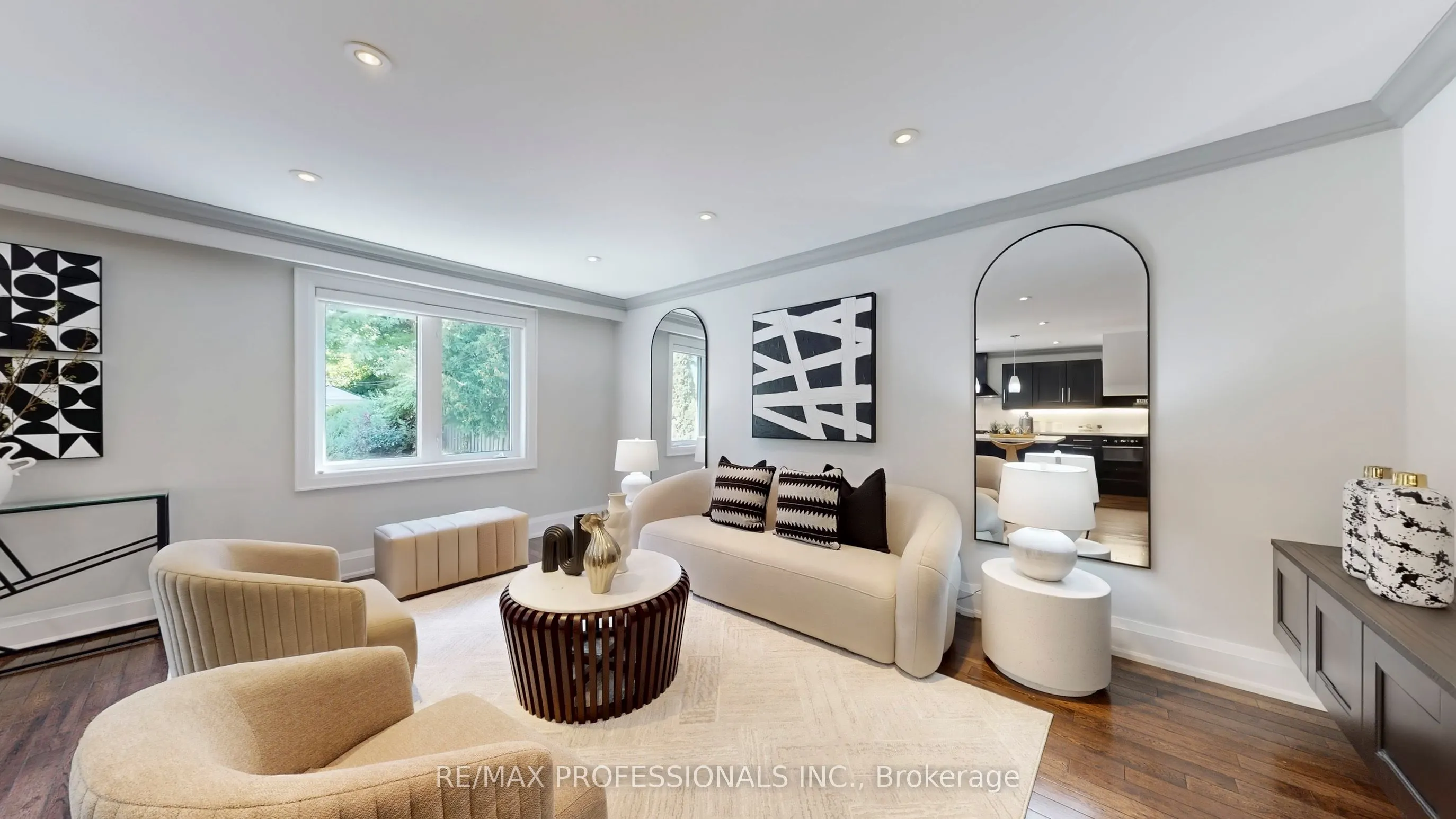 5 Grasspoint Crescent