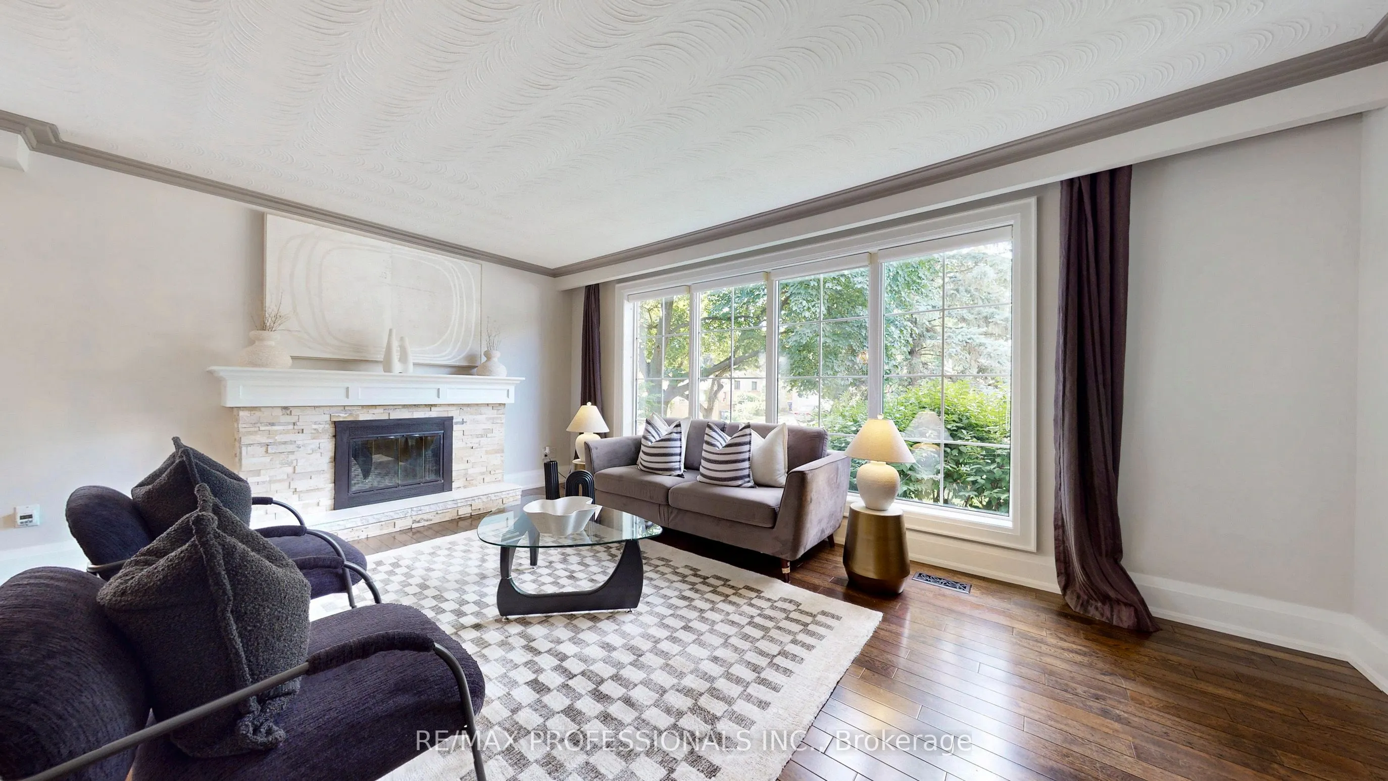 5 Grasspoint Crescent