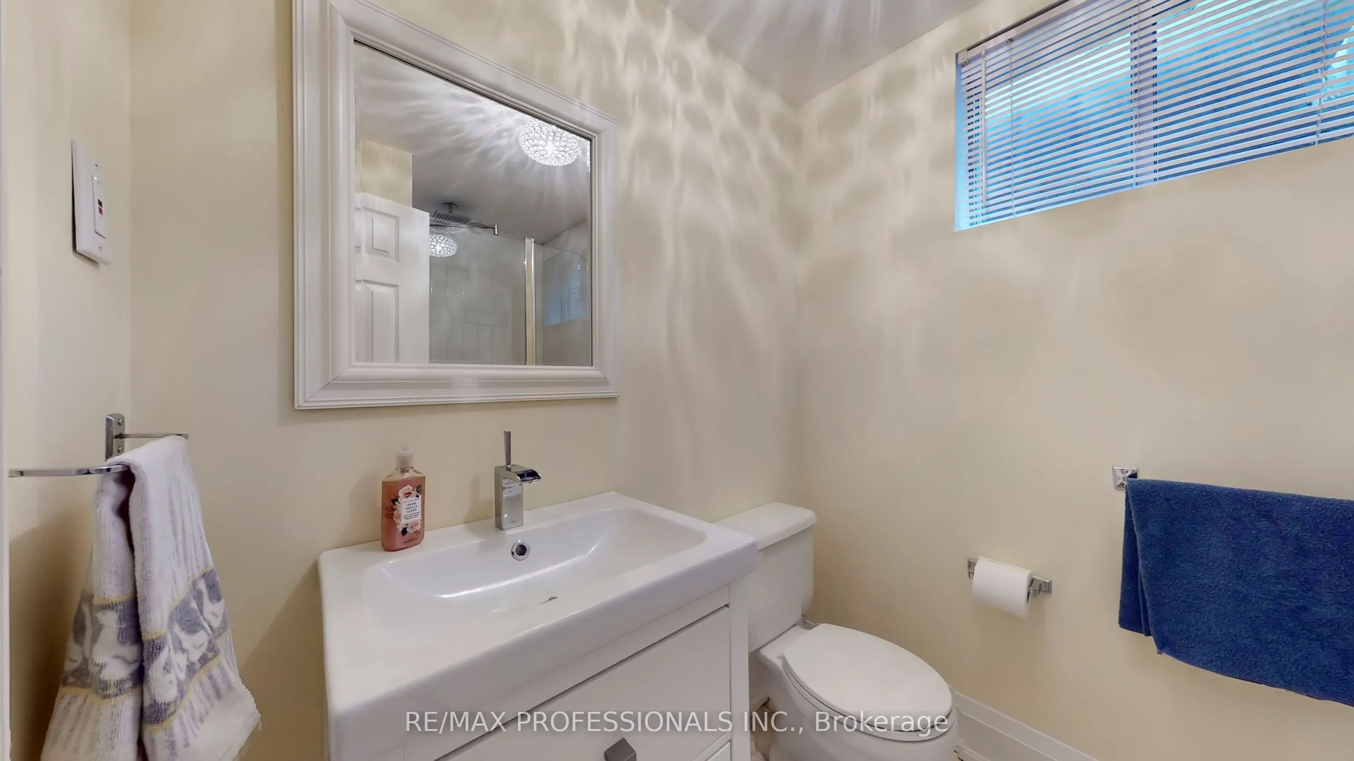 5 Grasspoint Crescent