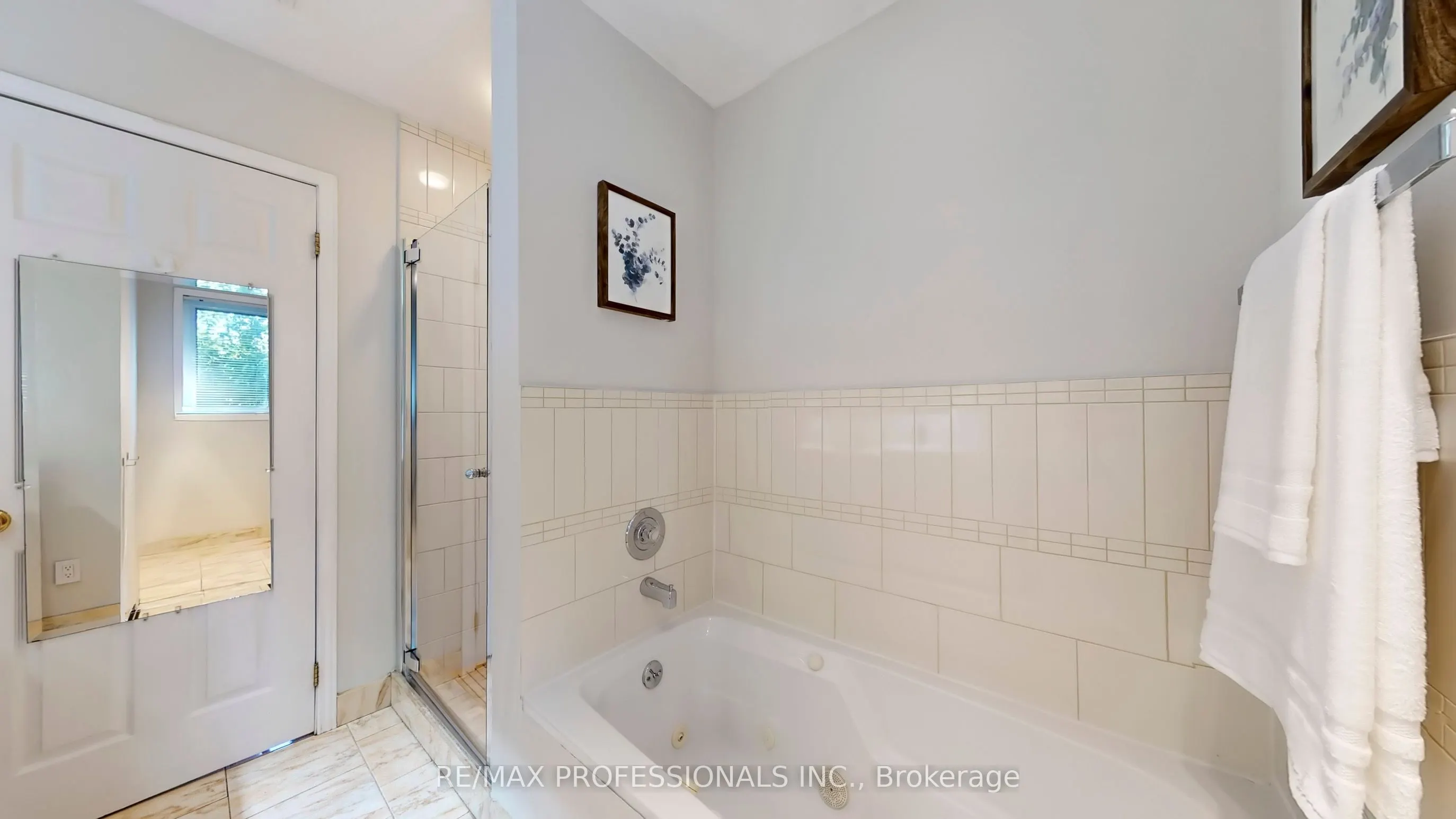 5 Grasspoint Crescent
