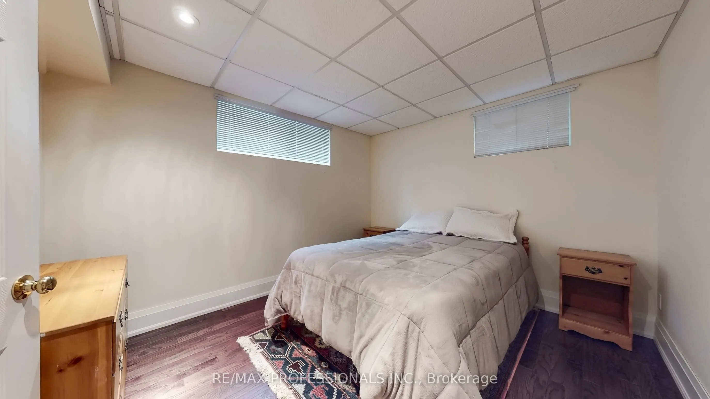 5 Grasspoint Crescent