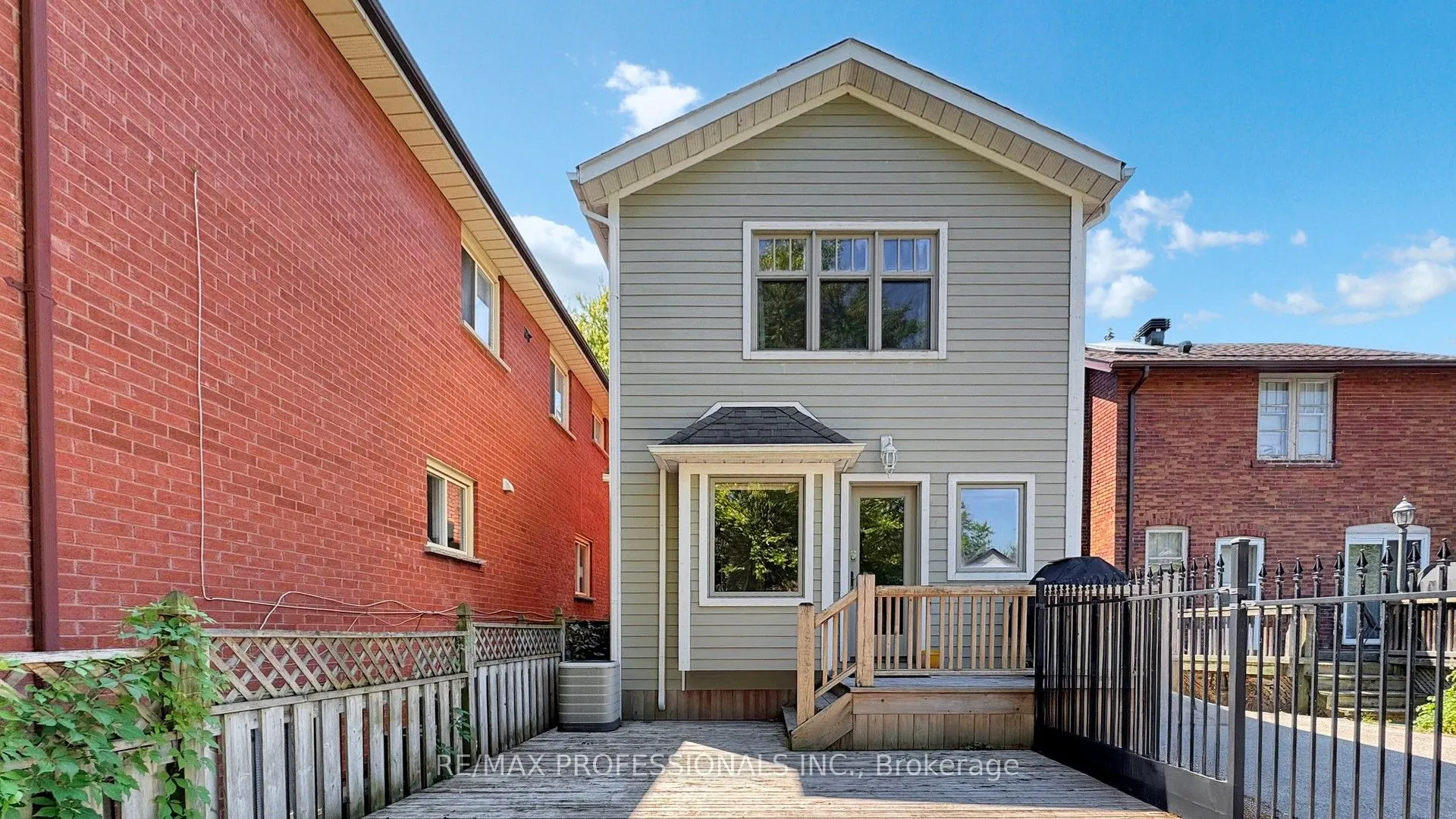 49 Albert Avenue
