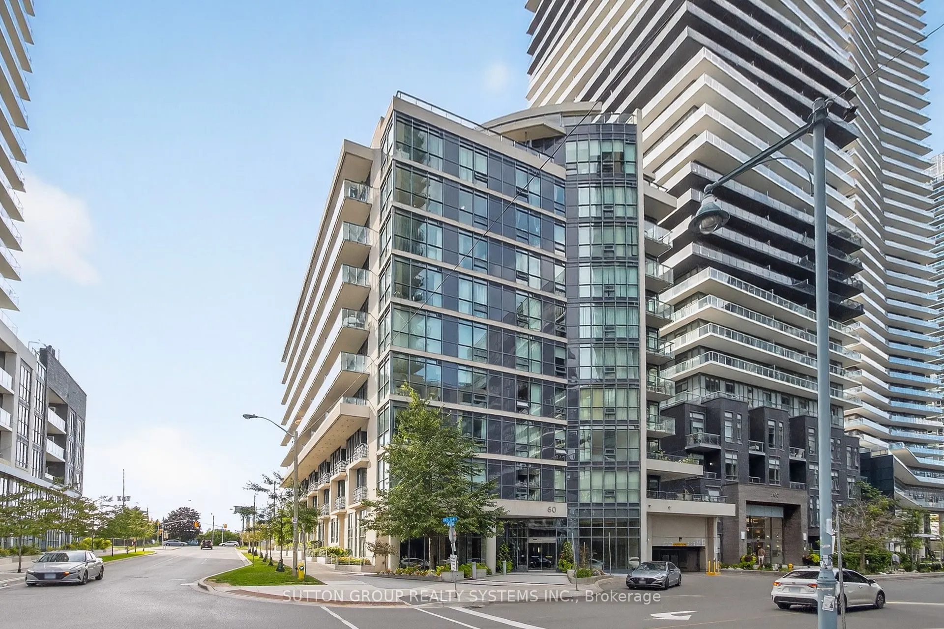 60 Annie Craig Drive, #815
