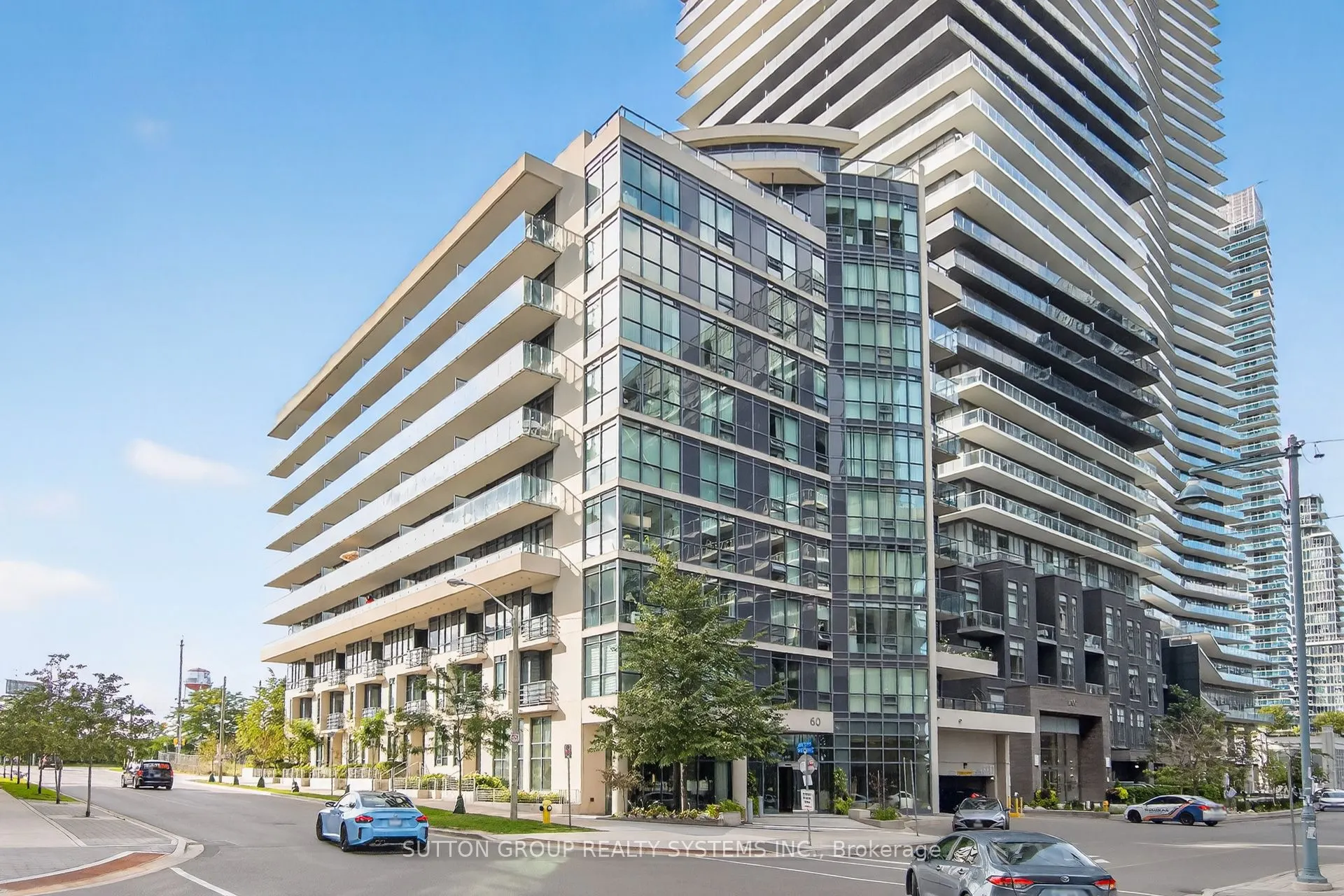 60 Annie Craig Drive, #815