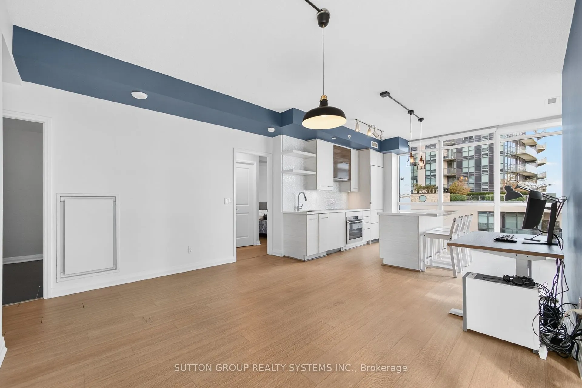 60 Annie Craig Drive, #815