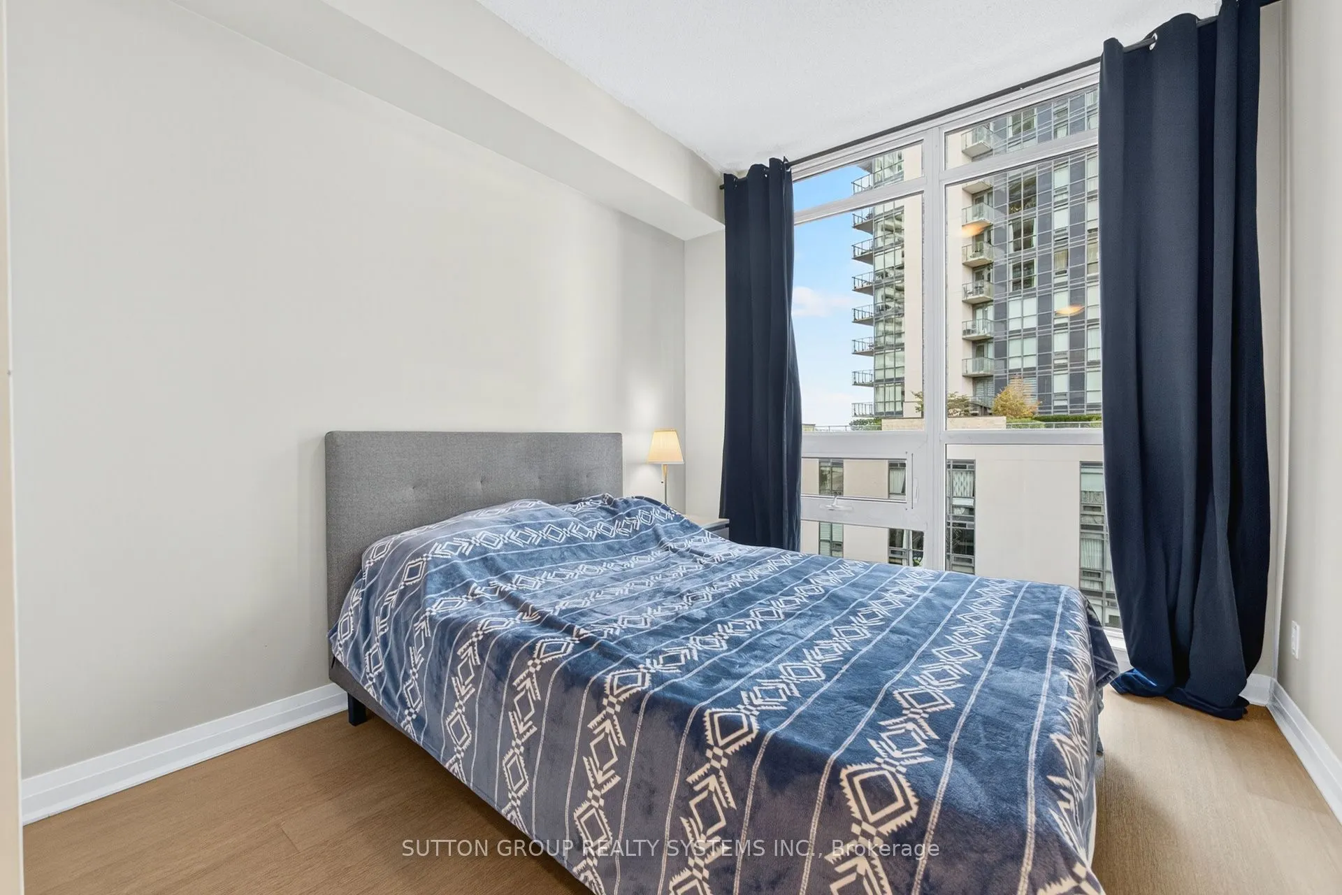 60 Annie Craig Drive, #815