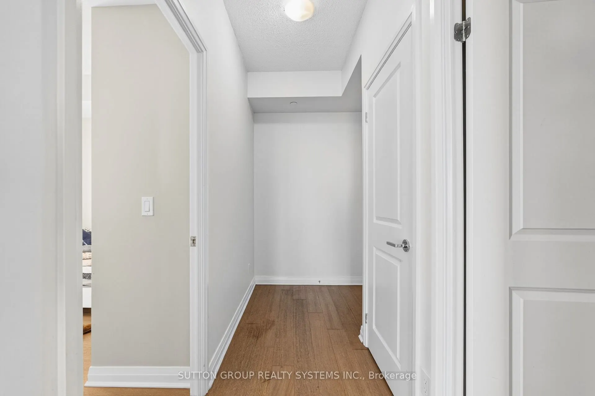 60 Annie Craig Drive, #815