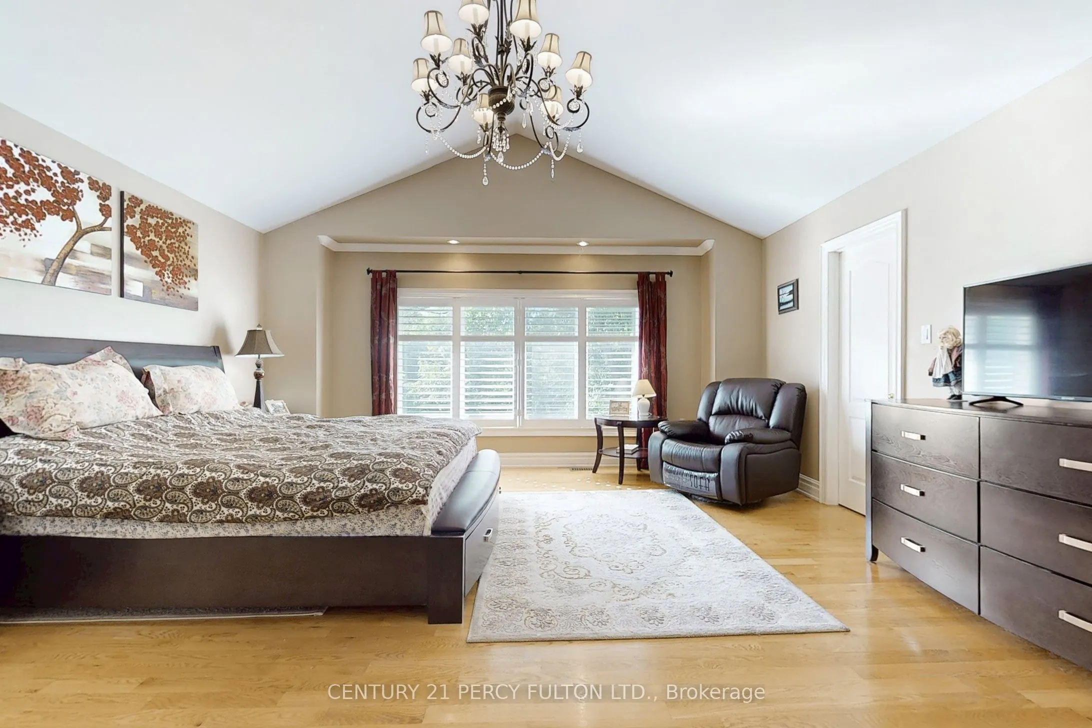 1832 Chesbro Court