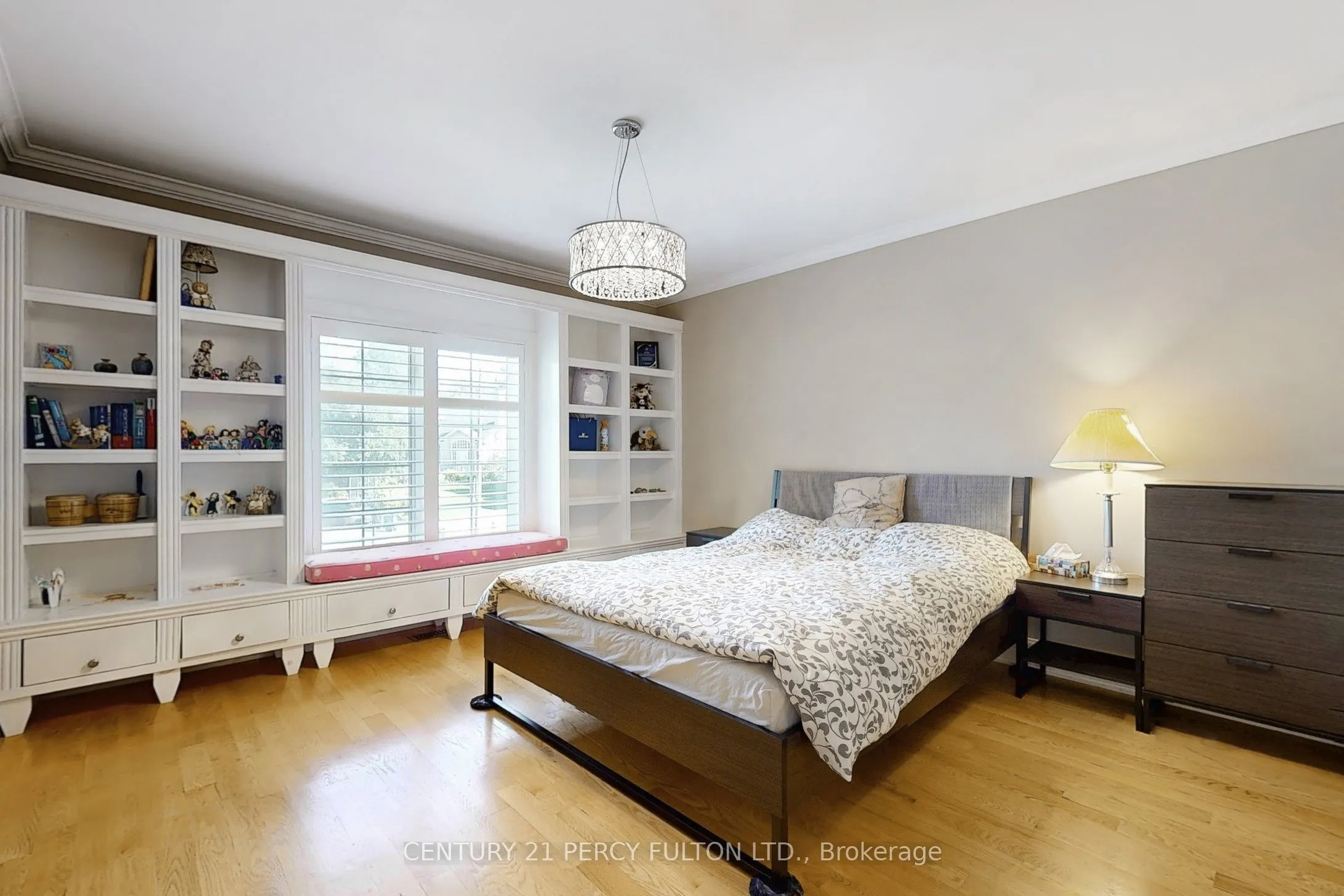 1832 Chesbro Court