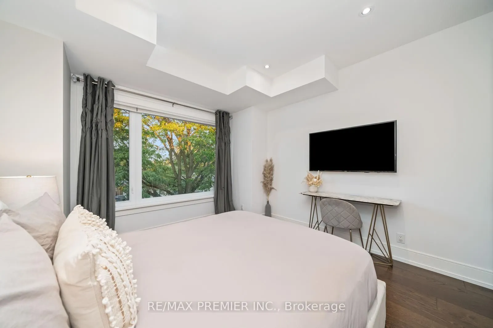 56A Bellman Avenue