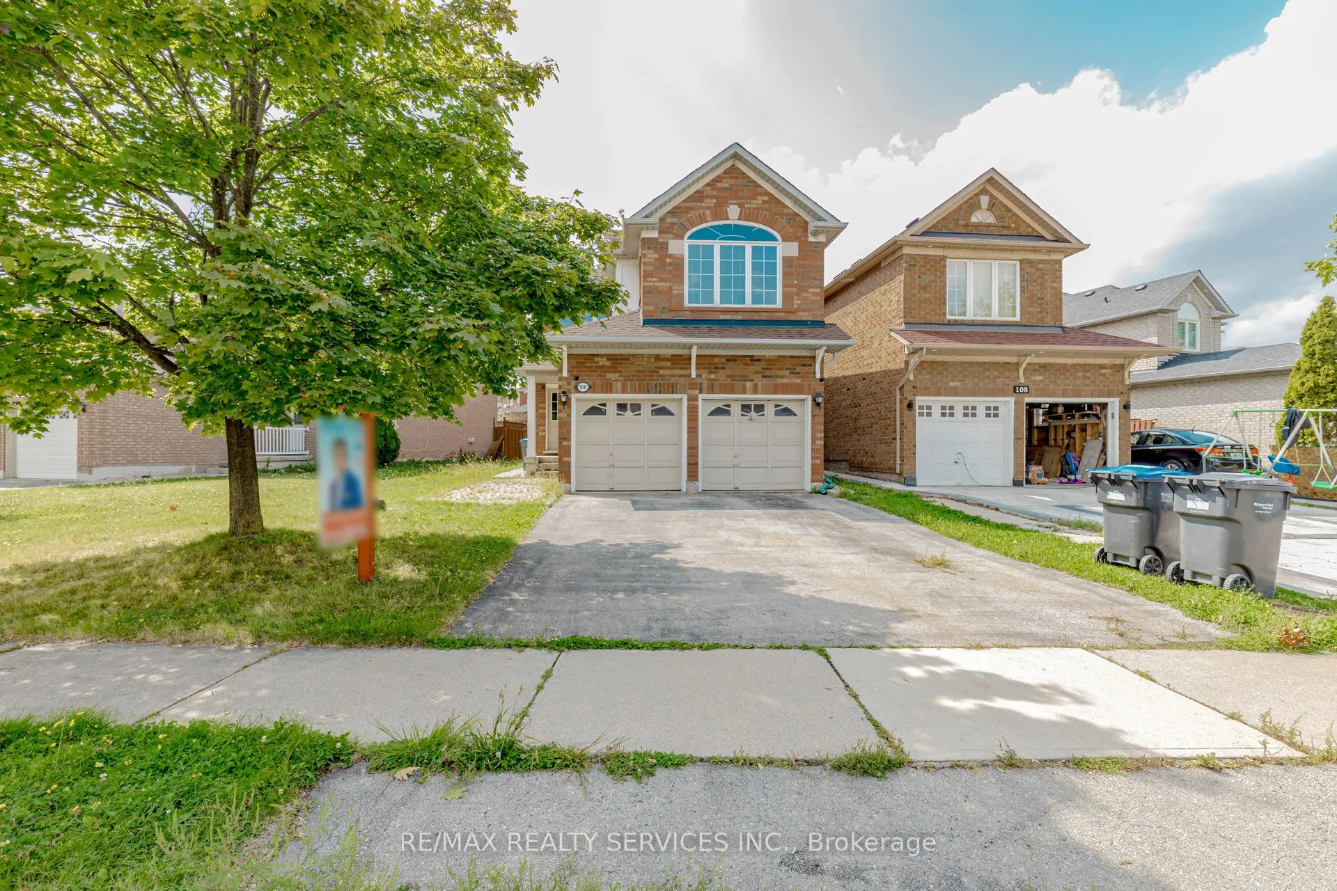 106 Narrow Valley Crescent