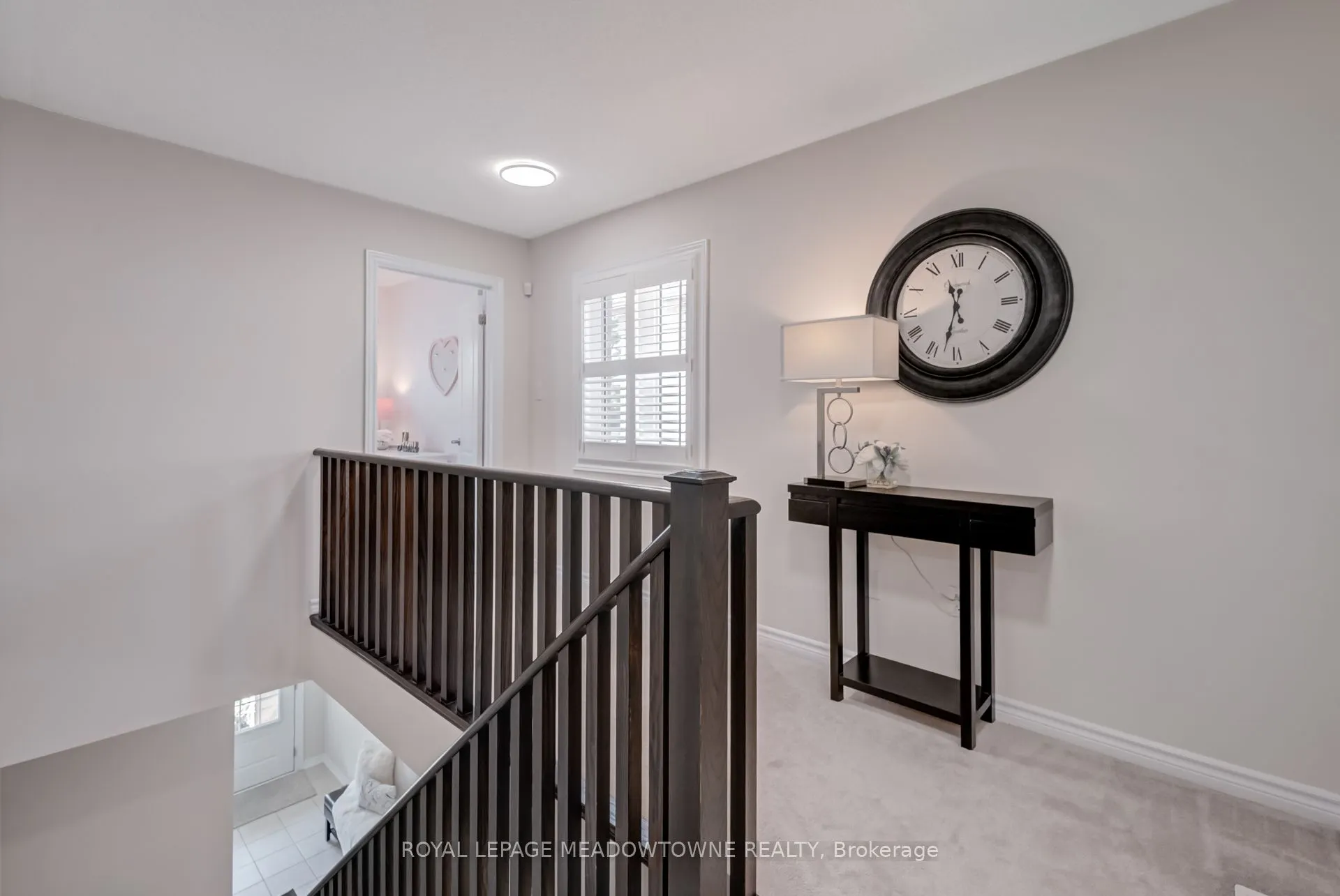 43 Ridgegate Crescent