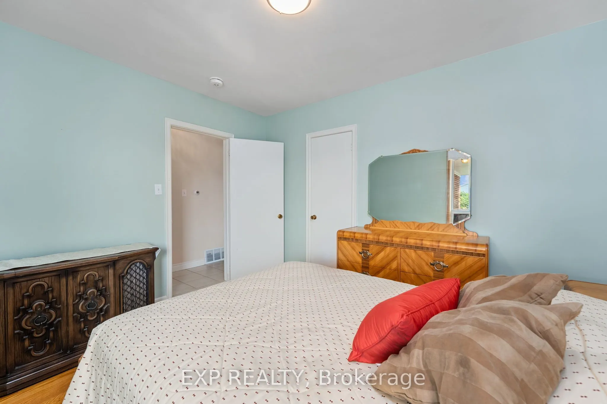 84 Tavistock Road