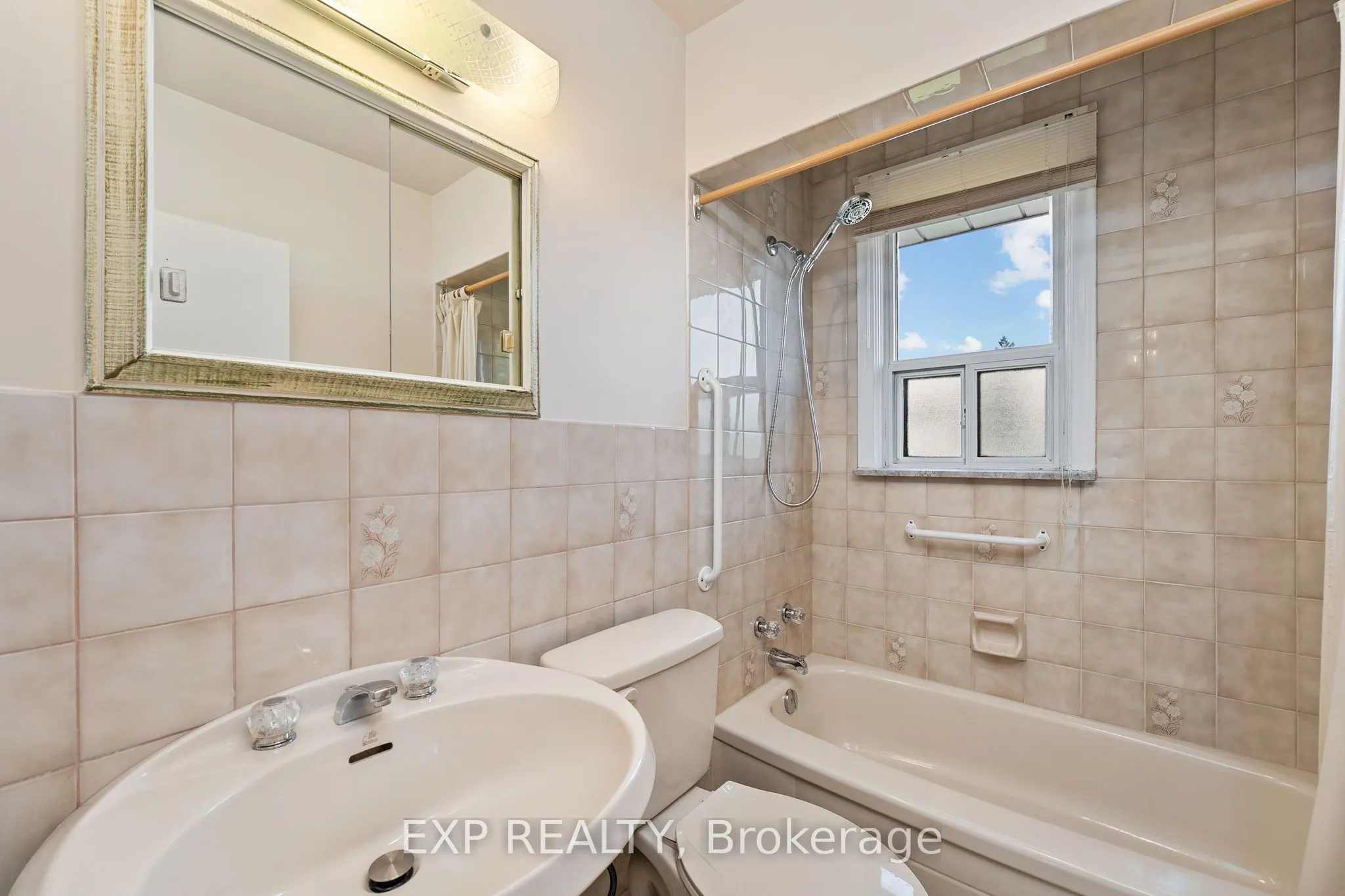 84 Tavistock Road