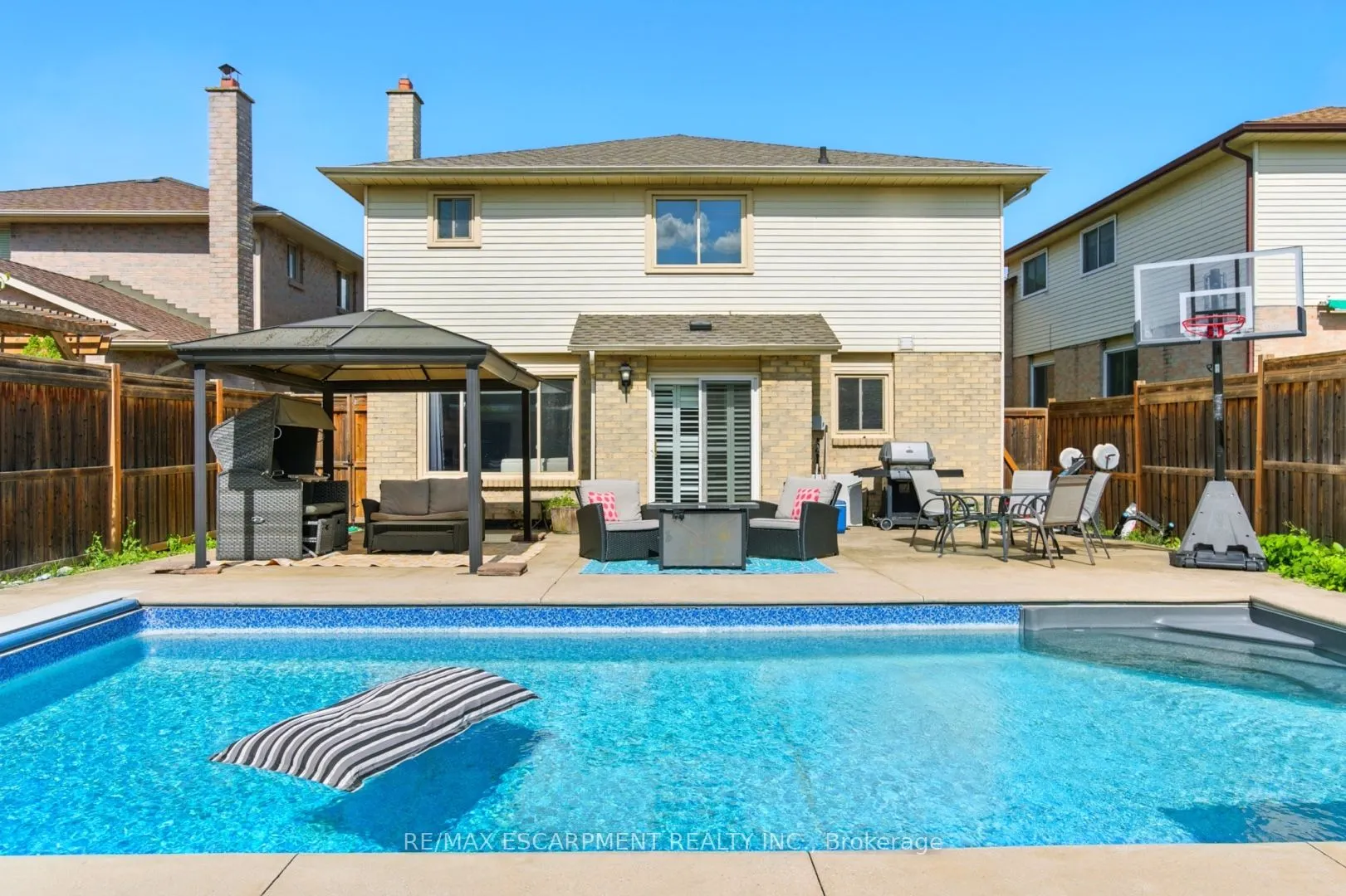 580 Deerhurst Drive