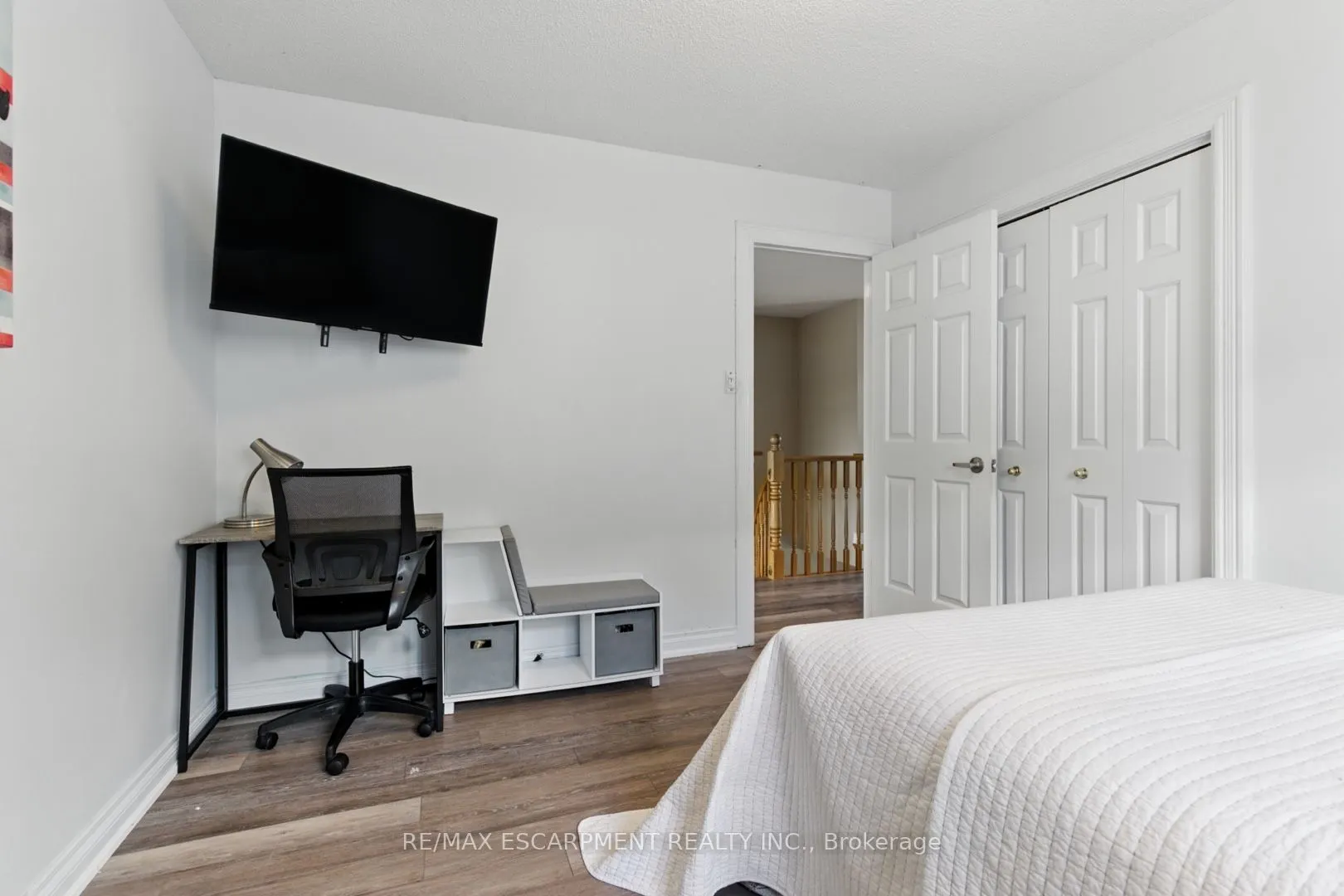 580 Deerhurst Drive