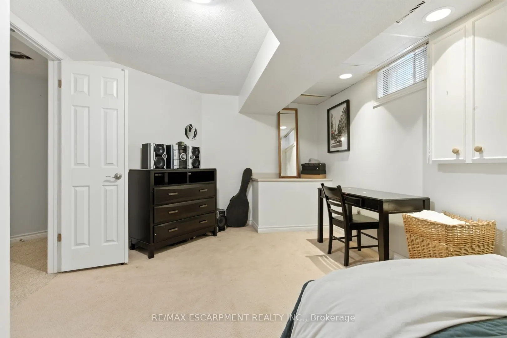 580 Deerhurst Drive