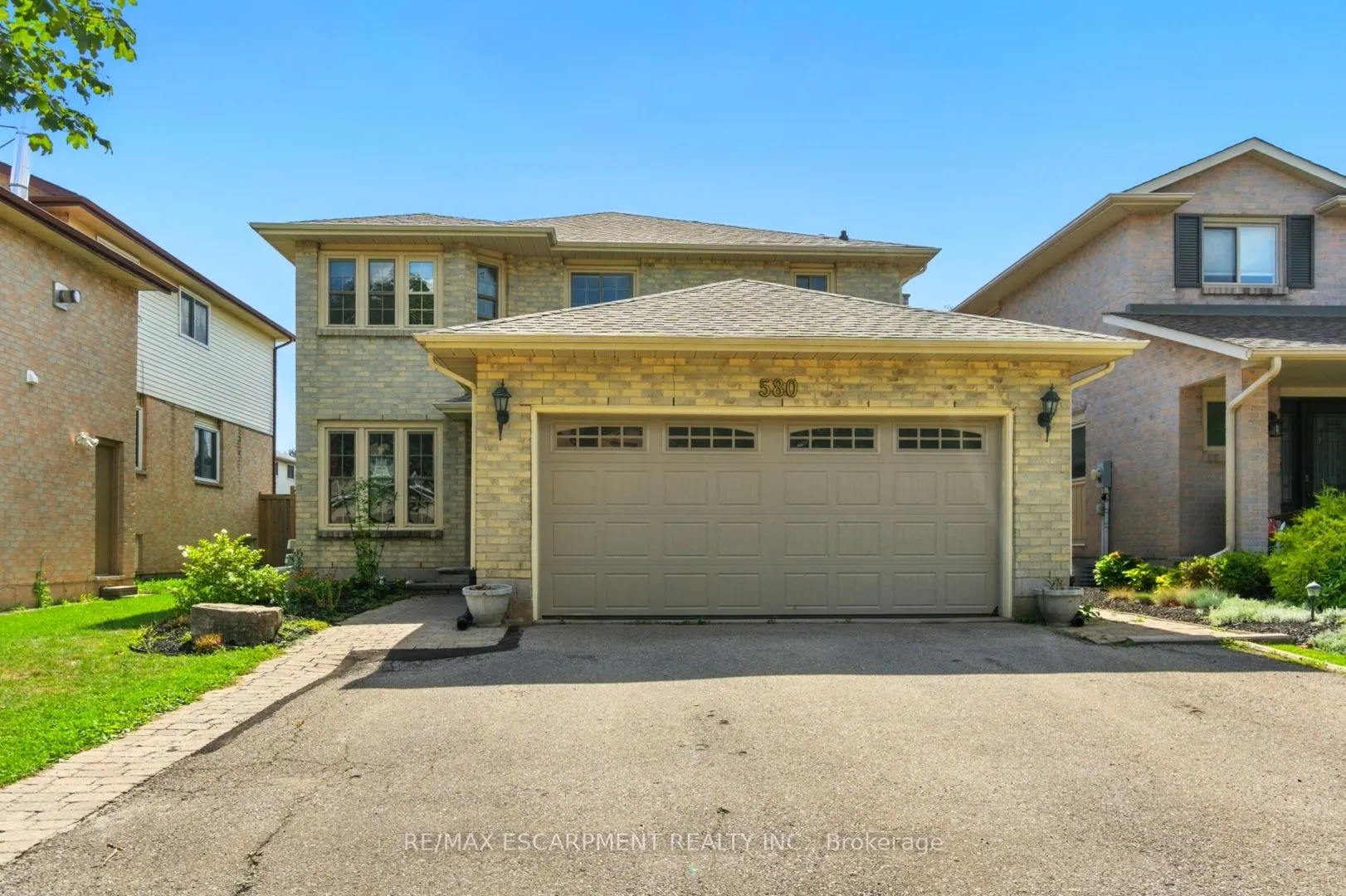 580 Deerhurst Drive