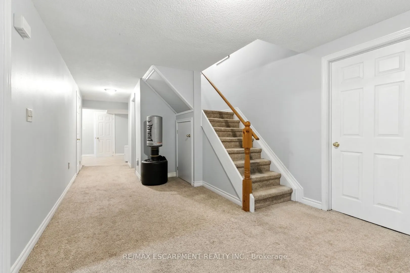 580 Deerhurst Drive