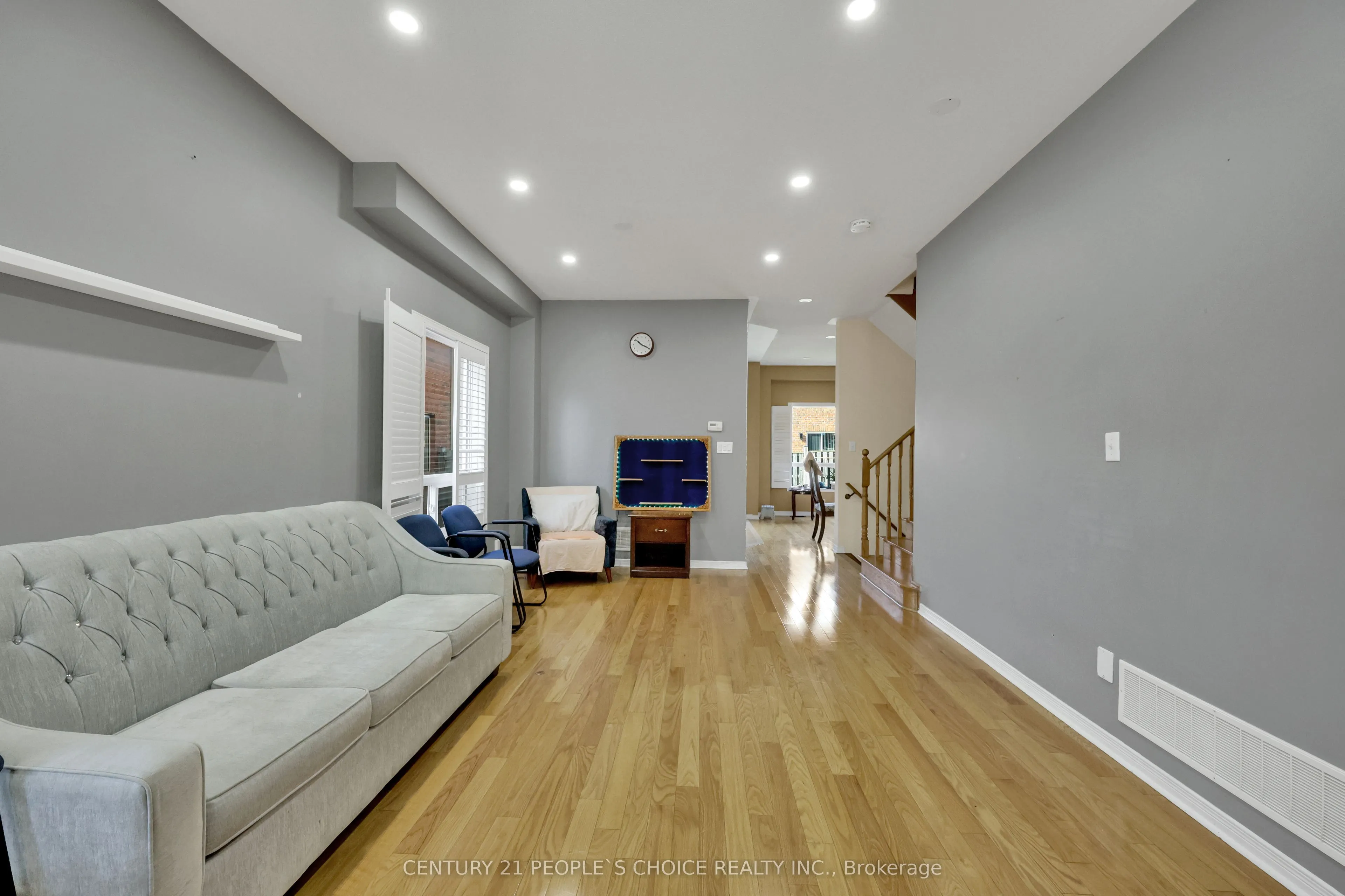 46 Commodore Drive
