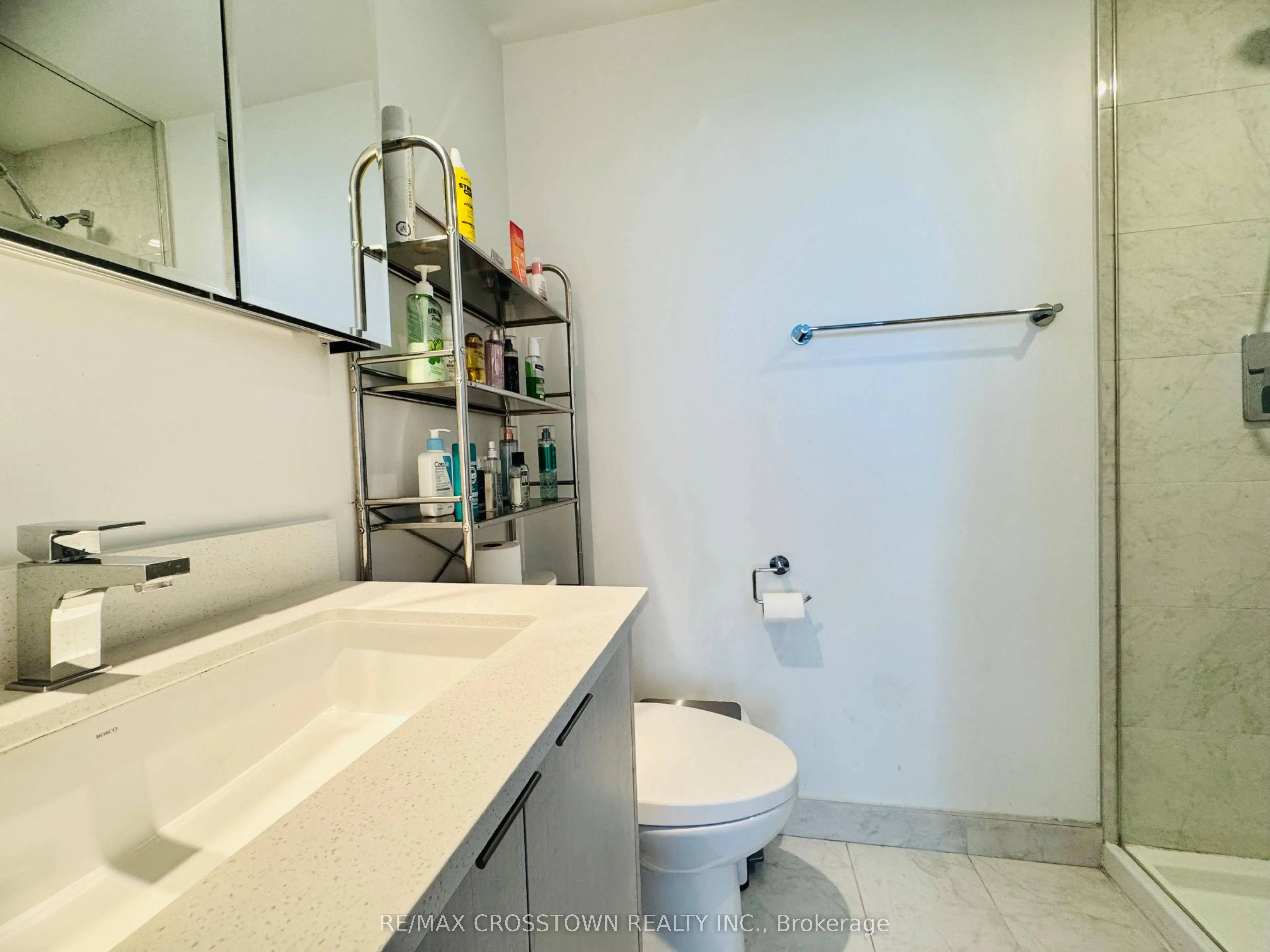 1926 Lake Shore Drive W, #1207
