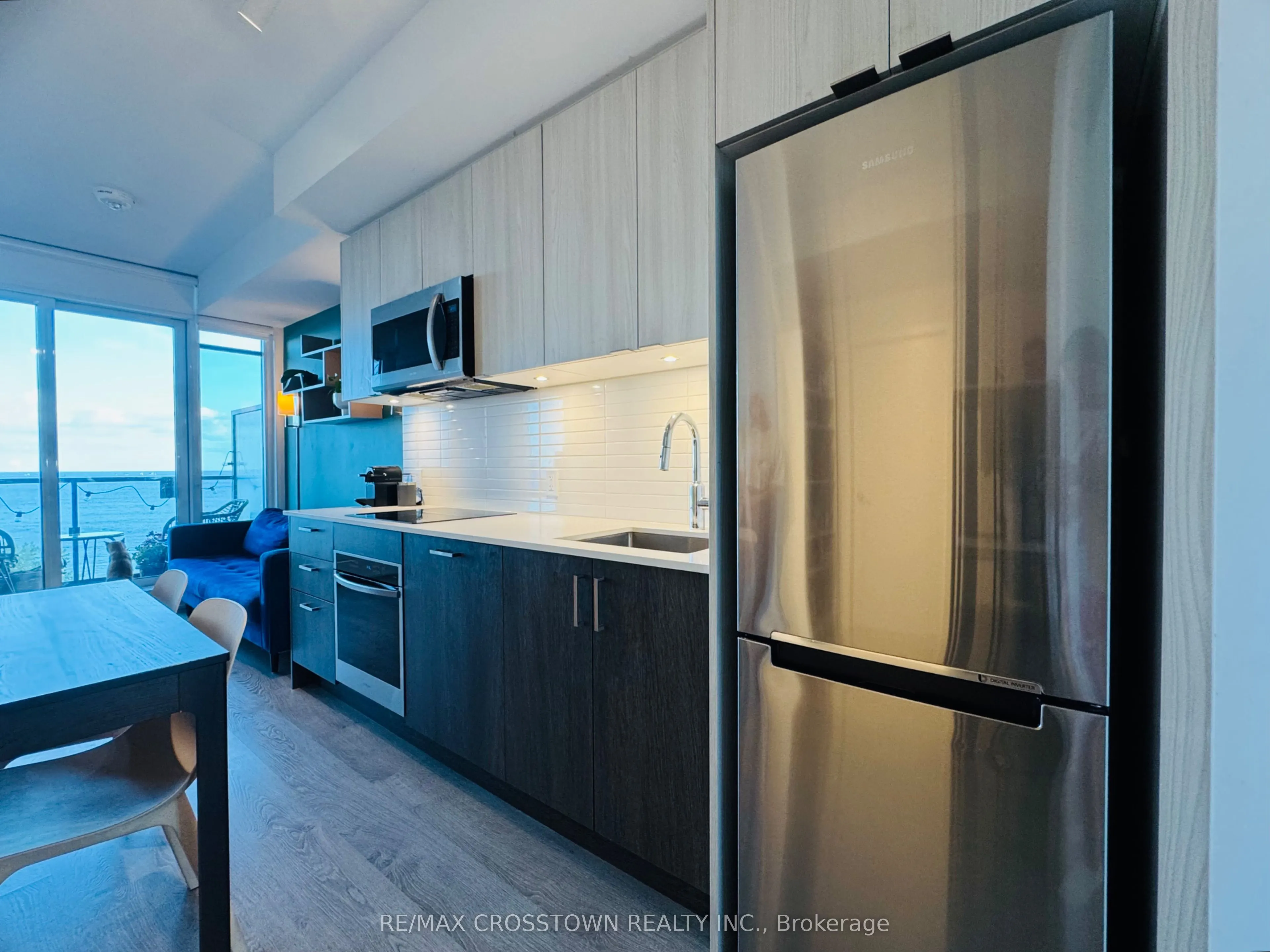 1926 Lake Shore Drive W, #1207