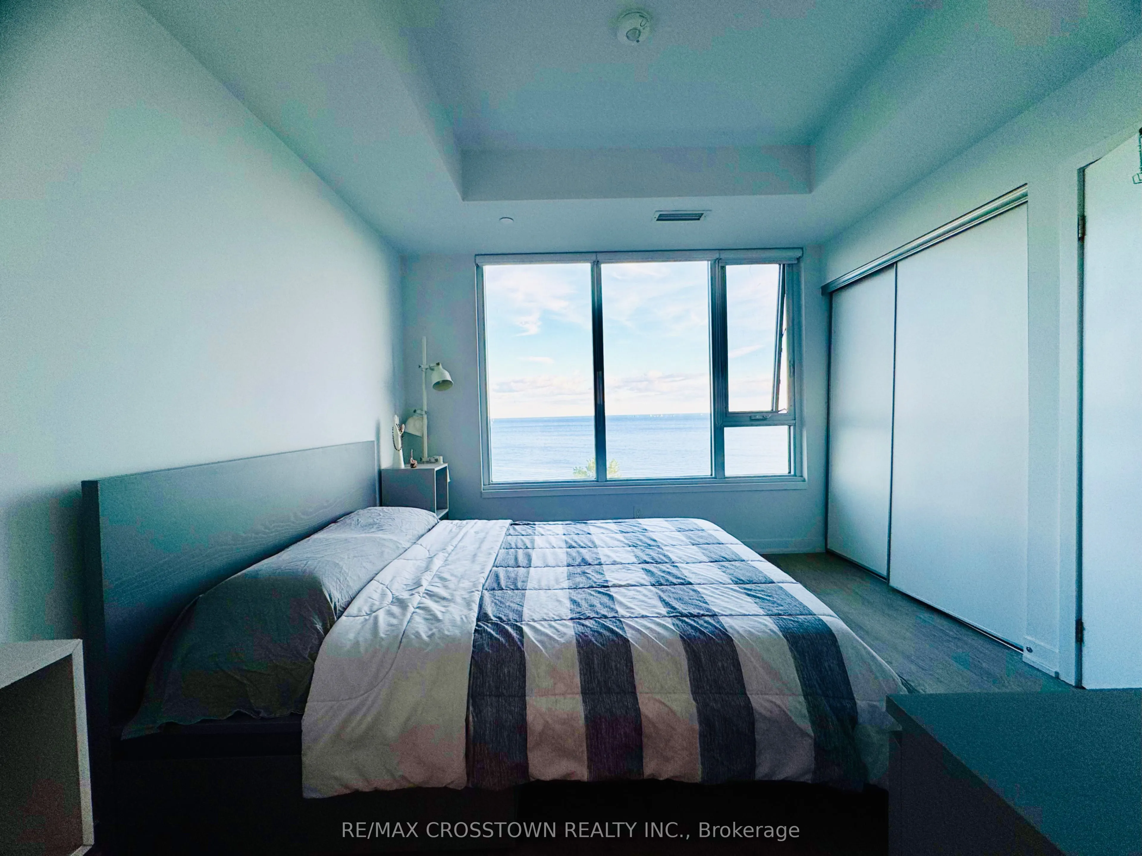 1926 Lake Shore Drive W, #1207