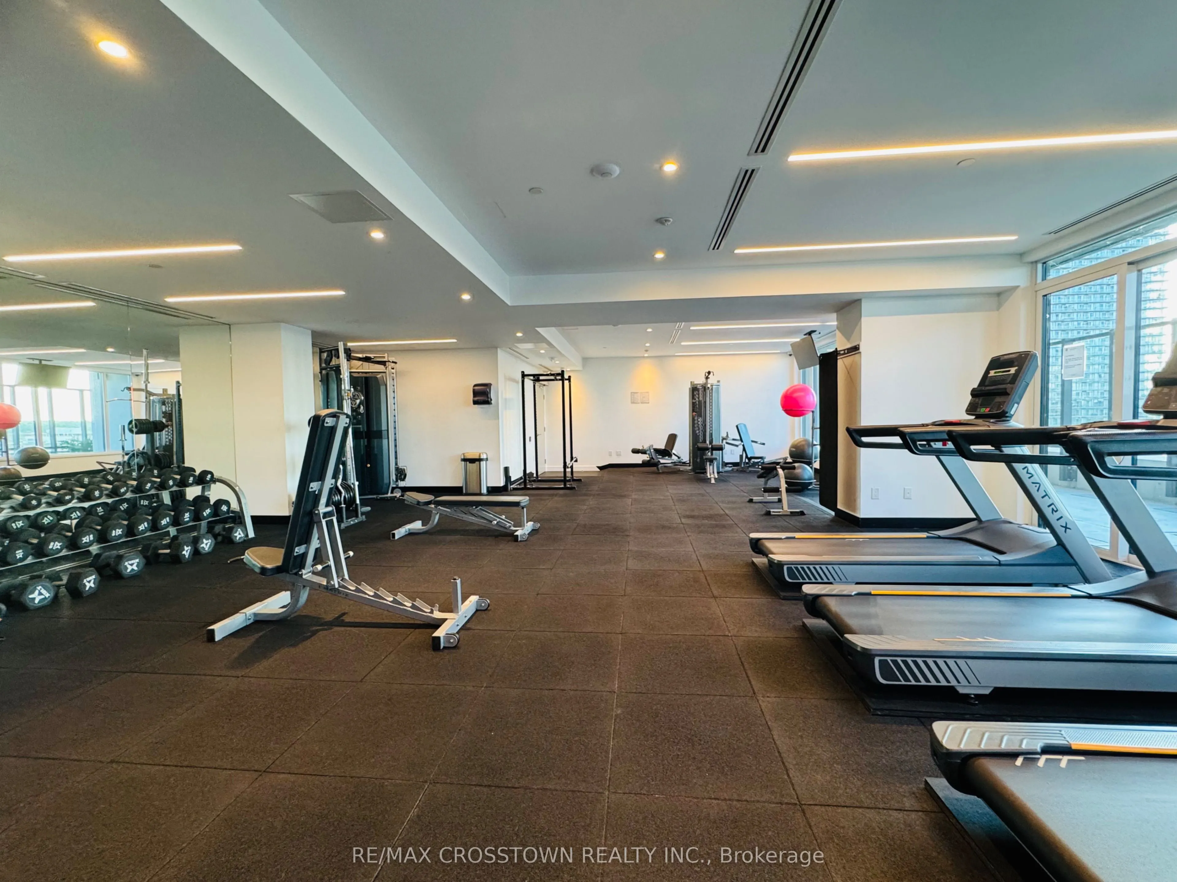 1926 Lake Shore Drive W, #1207