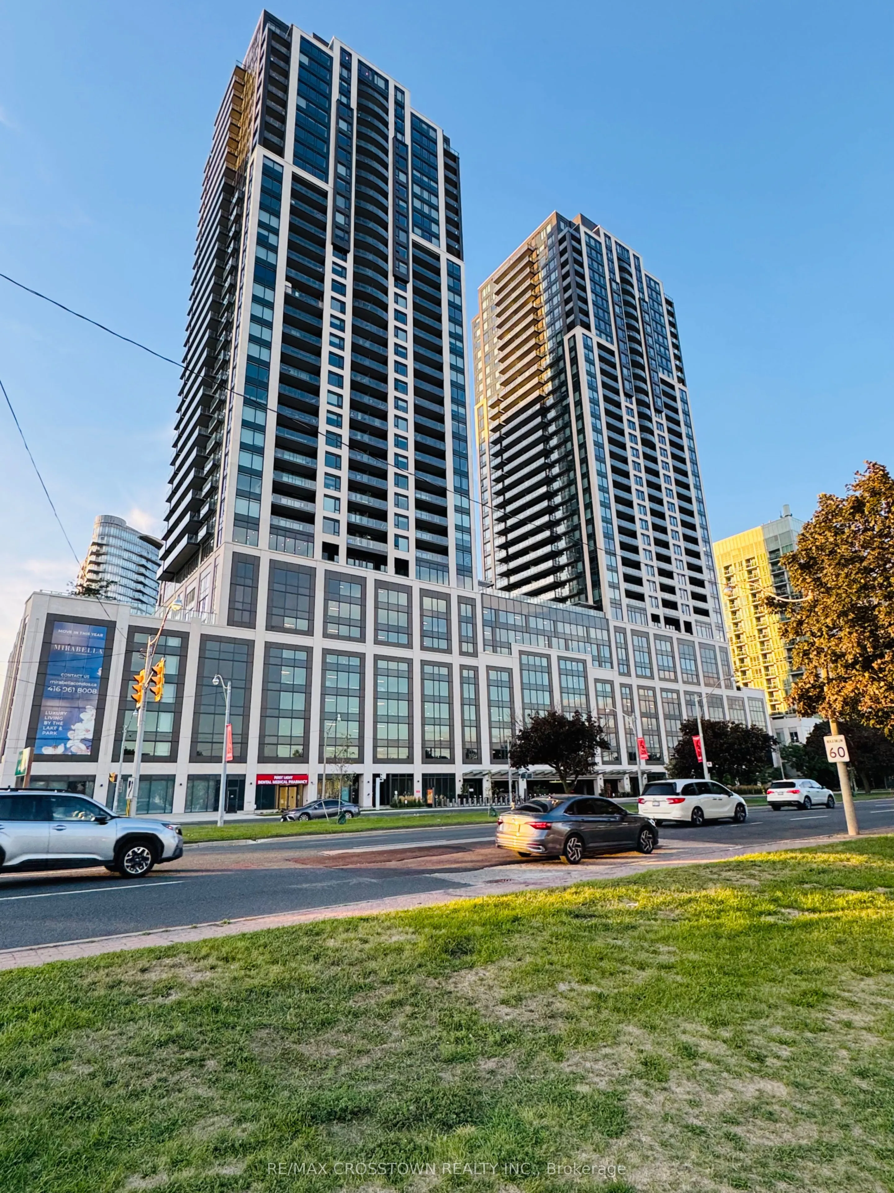 1926 Lake Shore Drive W, #1207