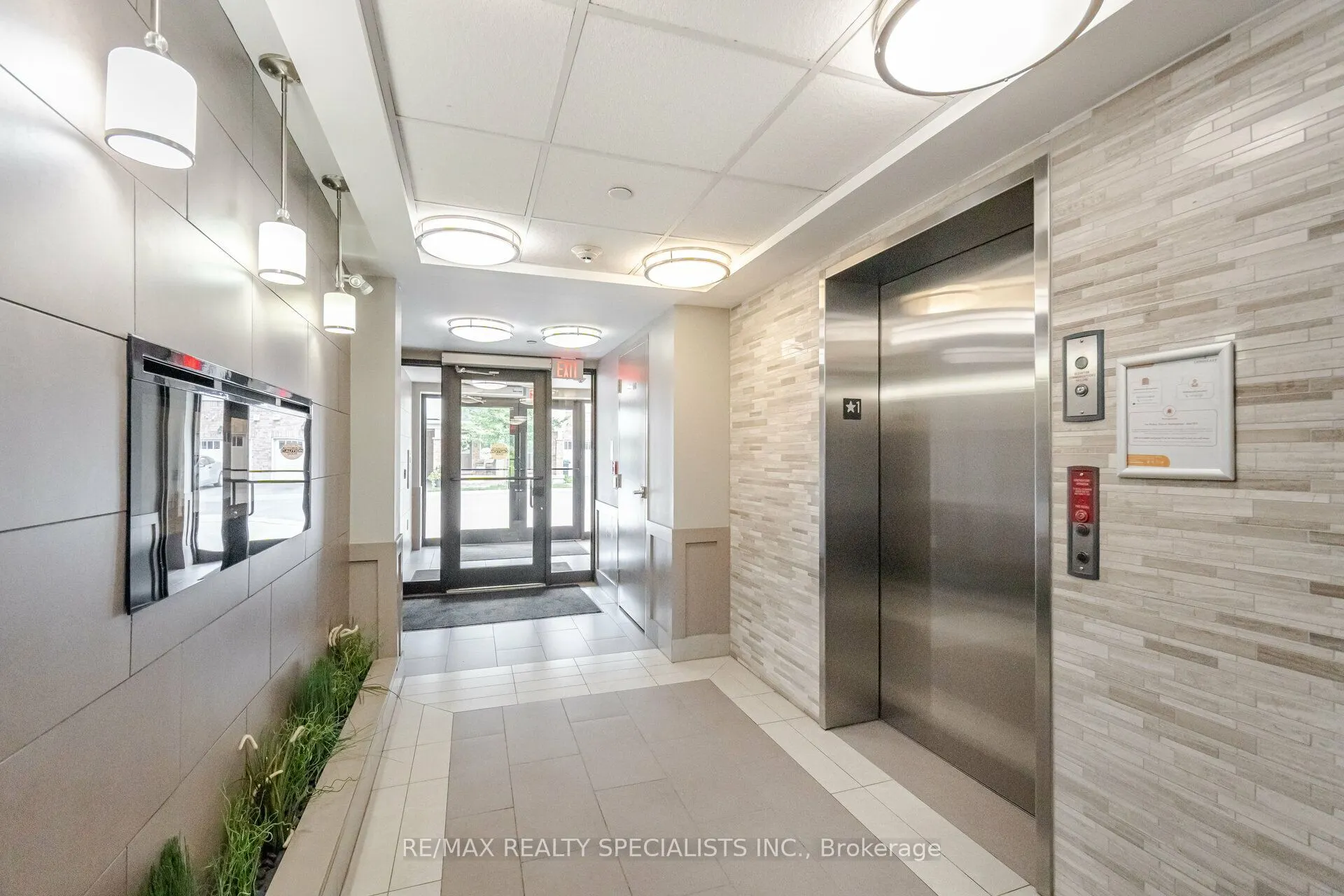 1005 Nadalin Heights, #411