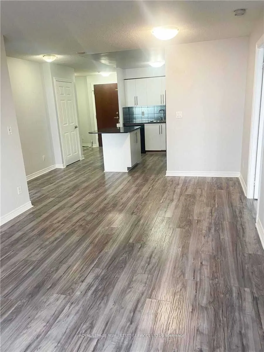 310 Burnhamthorpe Road W, #1910