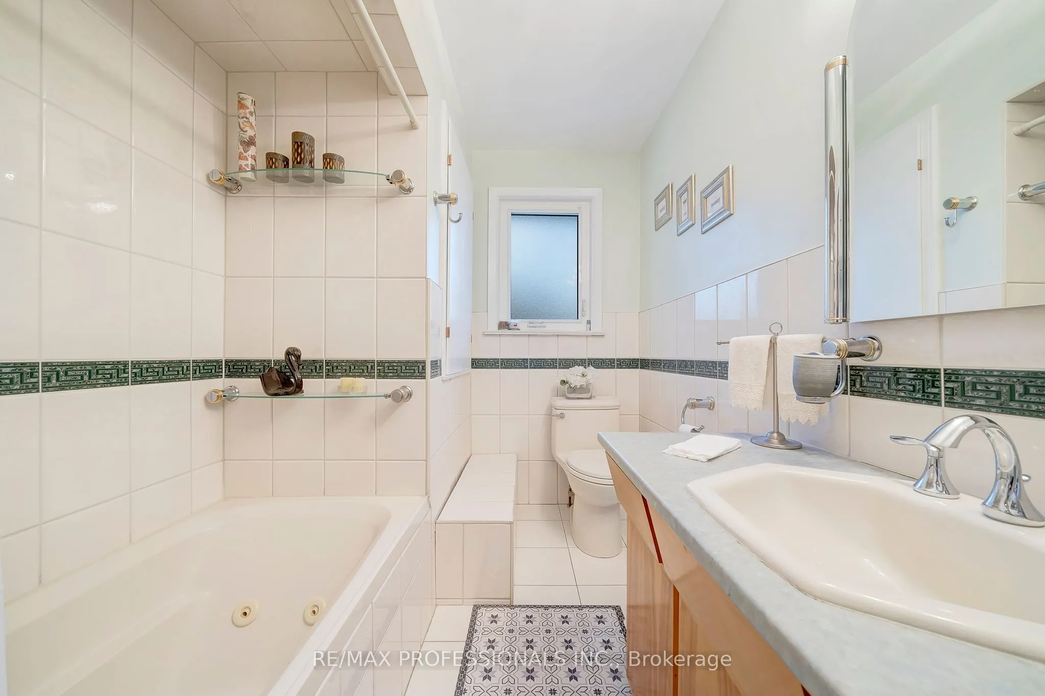 216 Wellesworth Drive