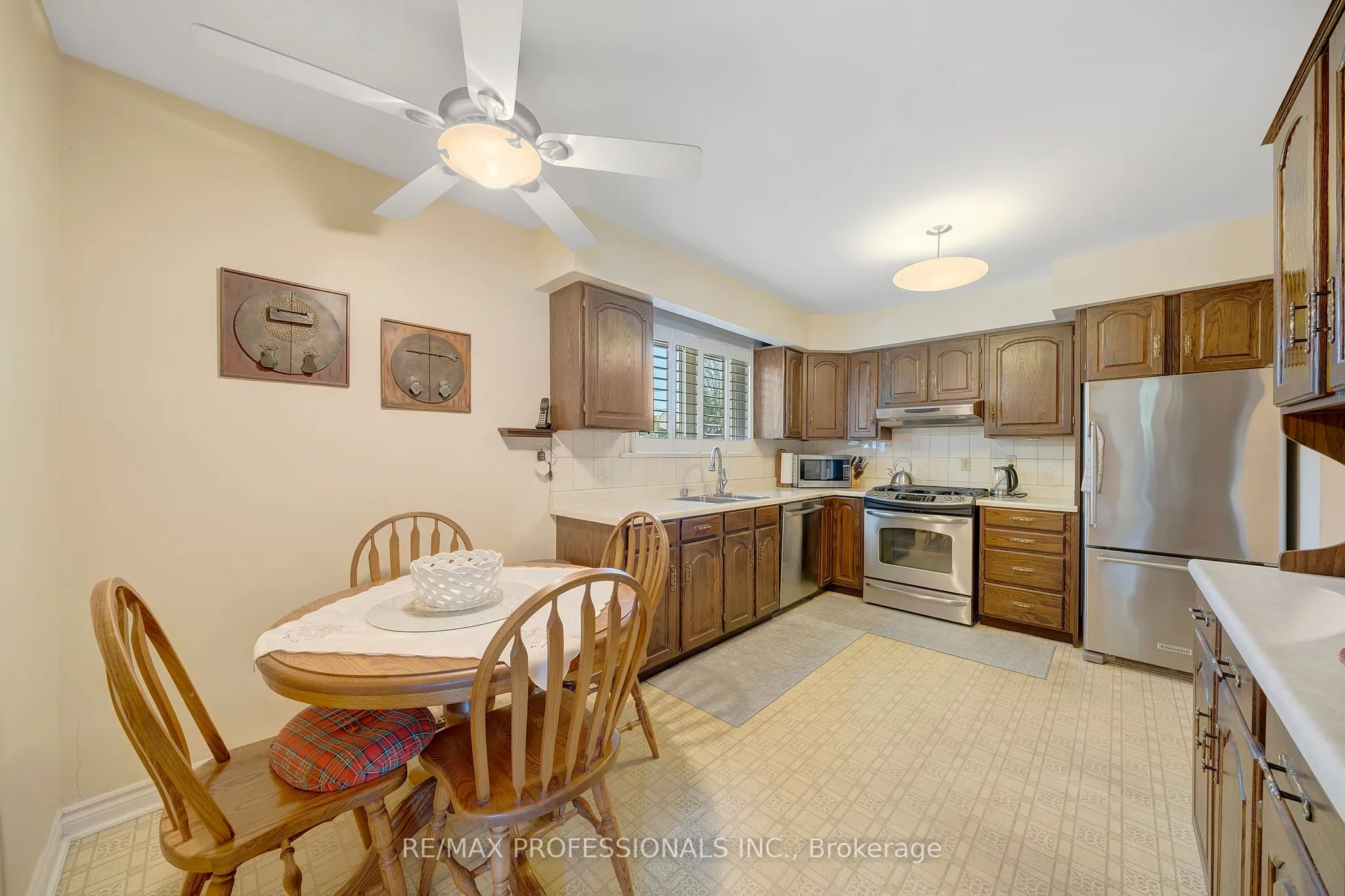 216 Wellesworth Drive