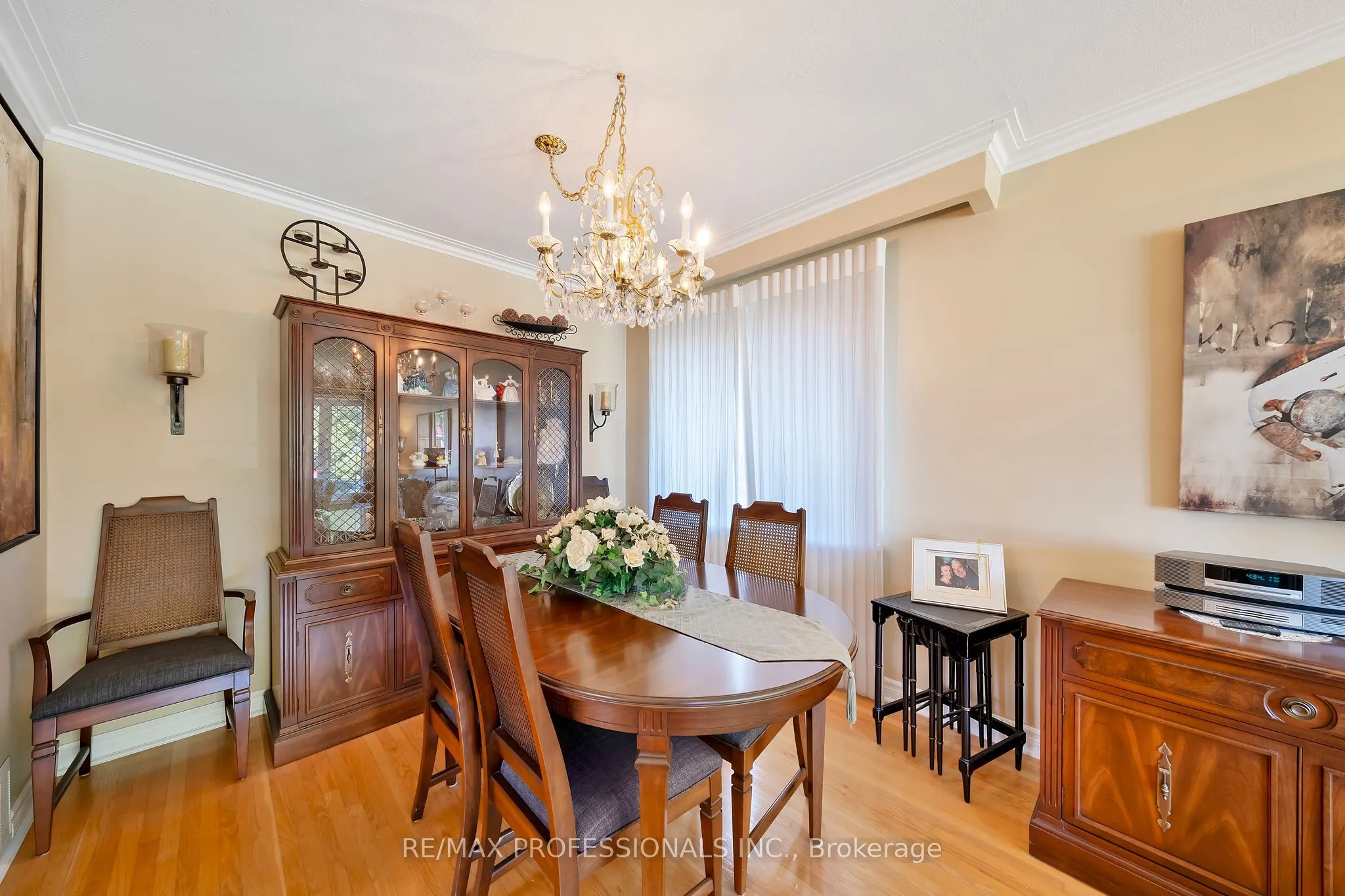 216 Wellesworth Drive